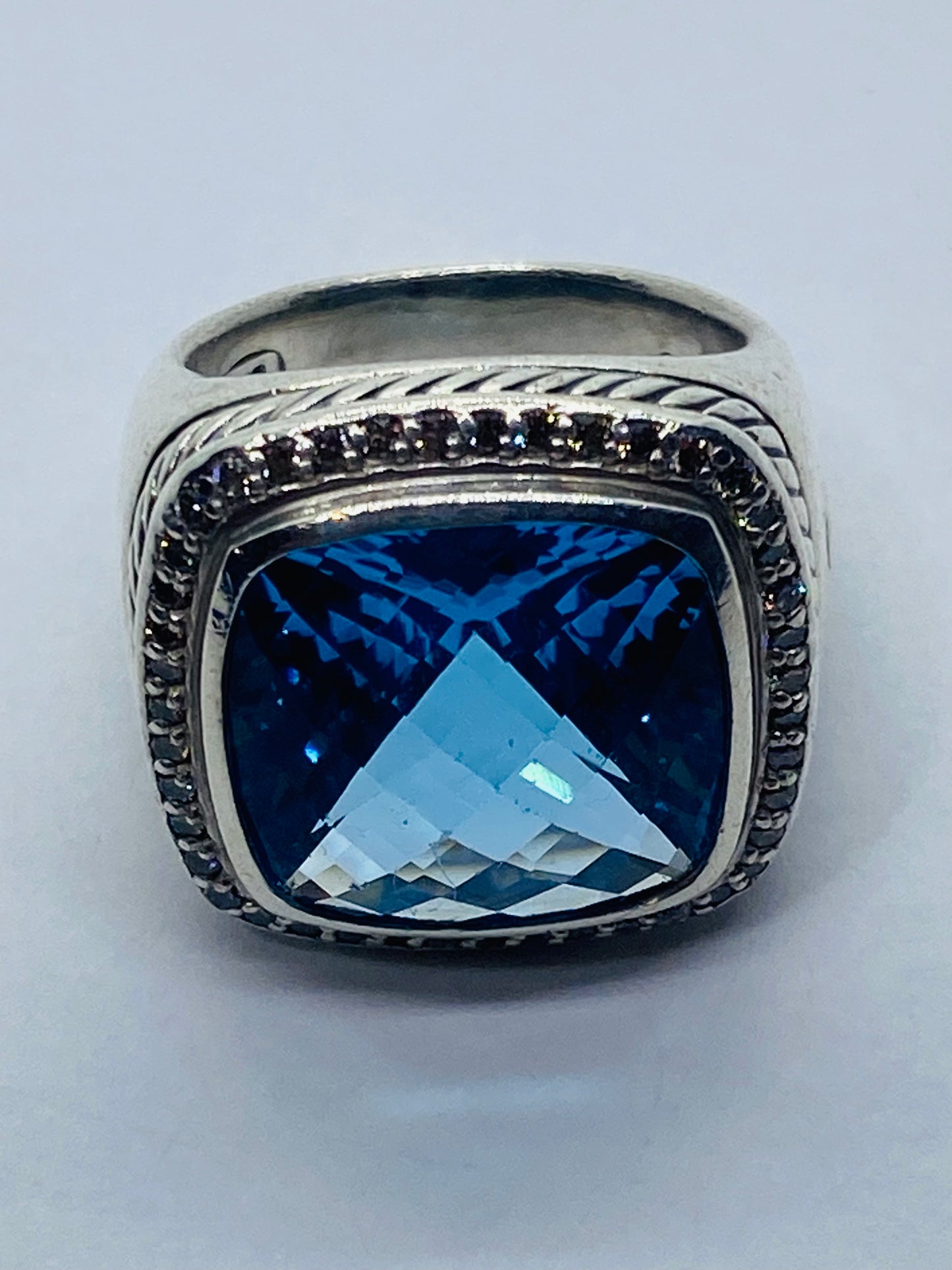 David Yurman Albion Diamond Blue Topaz Ring 14MM Topaz 100% Authentic Pouch 6.5