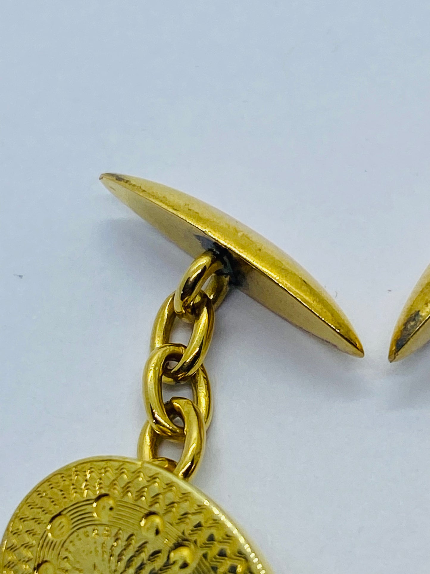 Rare Vintage Tiffany & Co. 18K Yellow Gold texture Oval Cuff Links