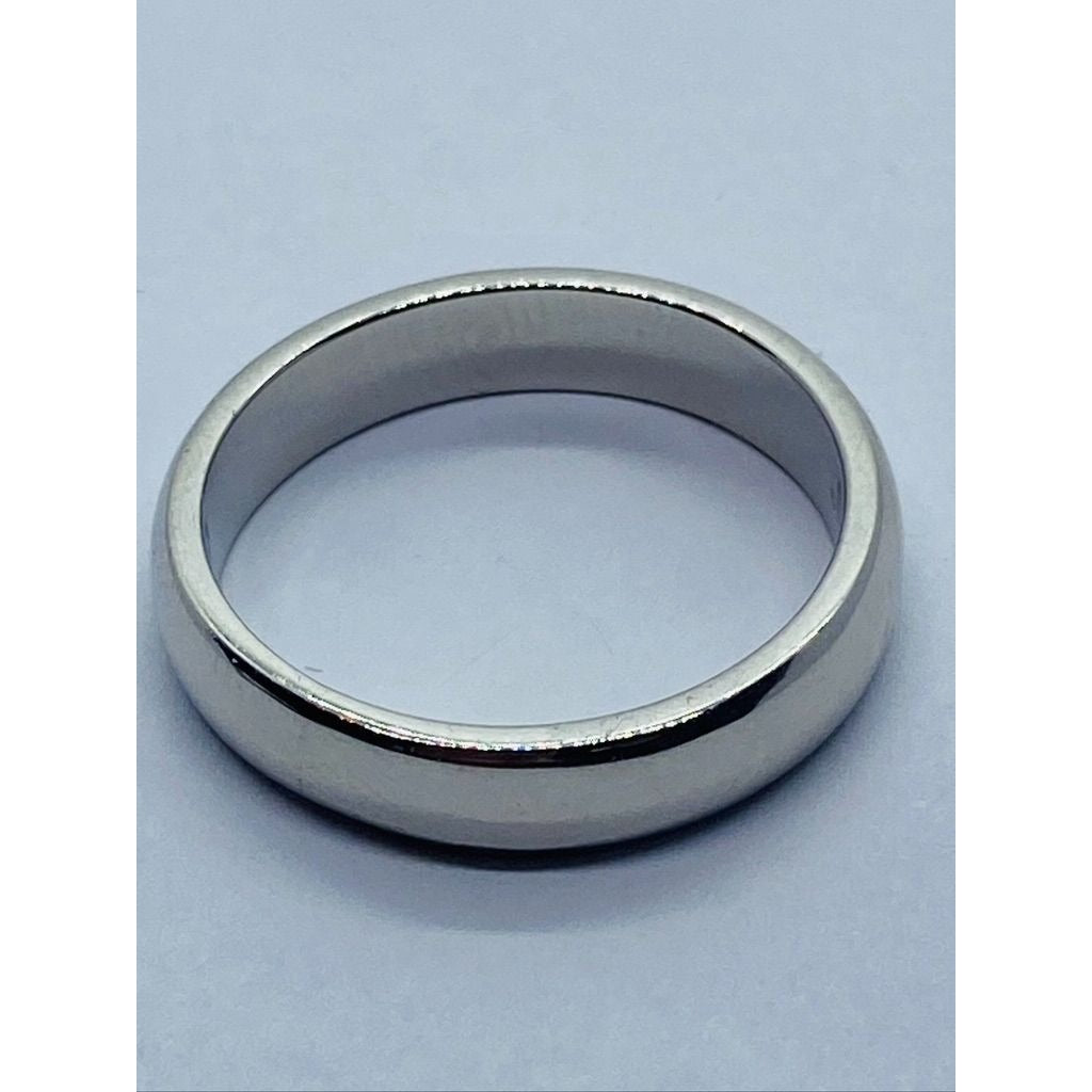 Tiffany & Co Platinum Wedding Band 4mm wide Size 7.75