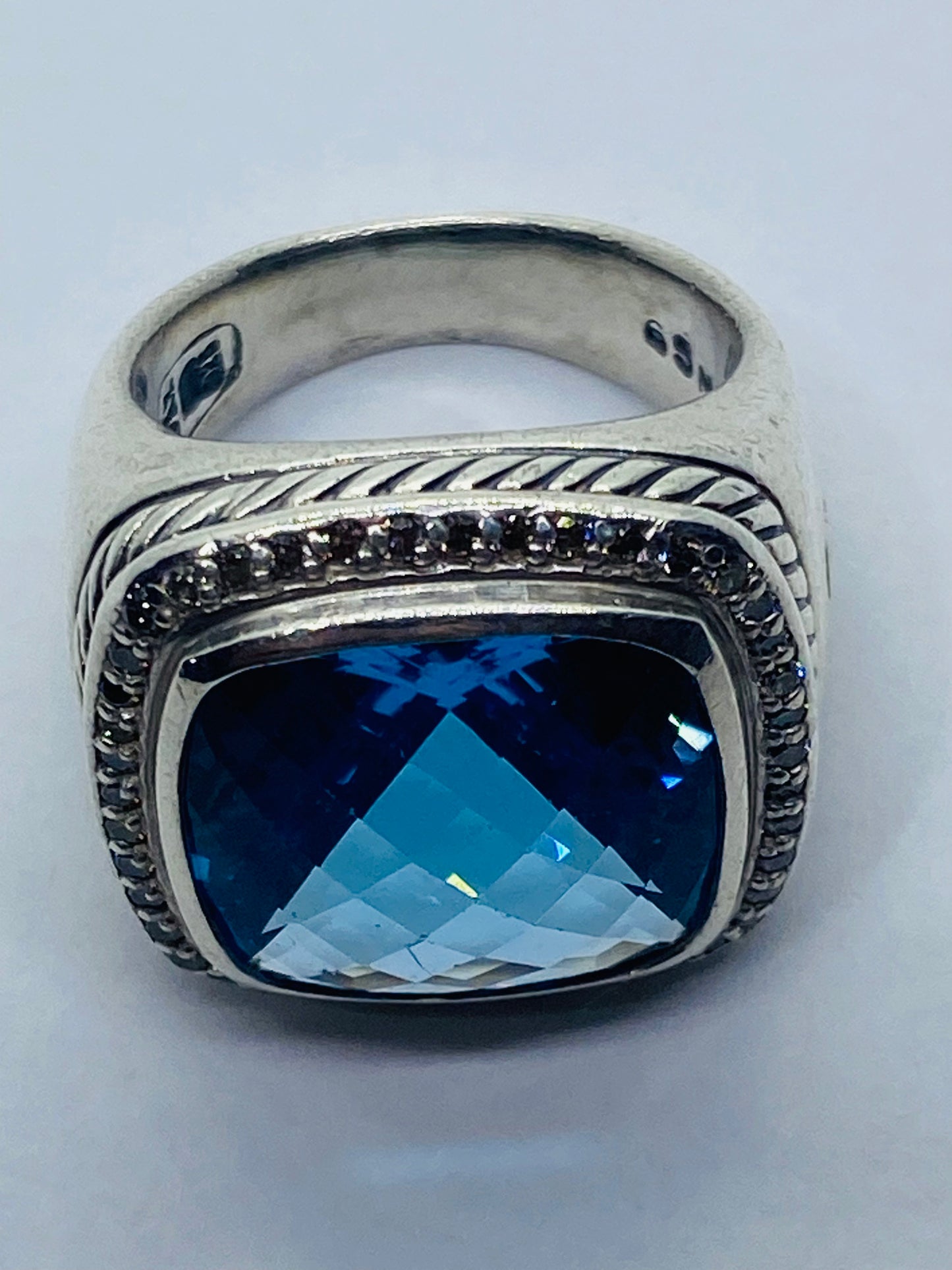 David Yurman Albion Diamond Blue Topaz Ring 14MM Topaz 100% Authentic Pouch 6.5