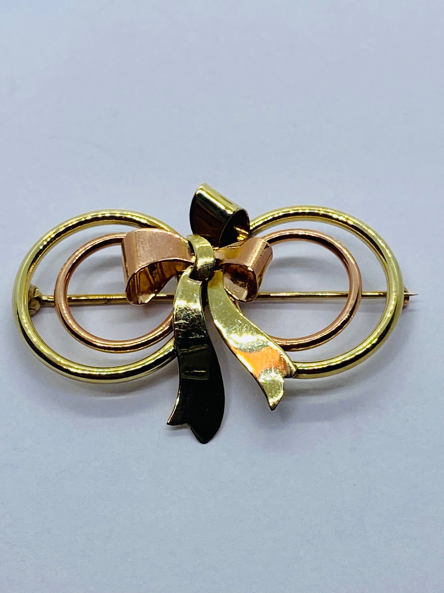 Vintage Tiffany & Co Rose Gold Ribbon Brooch Circles Pouch and Box