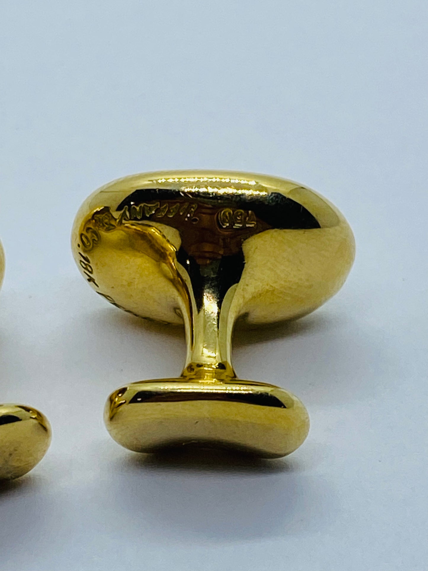 TIFFANY & CO SOLID 18KT 750 YELLOW GOLD ELSA PERETTI BEAN SHAPED CUFFLINKS CUFF