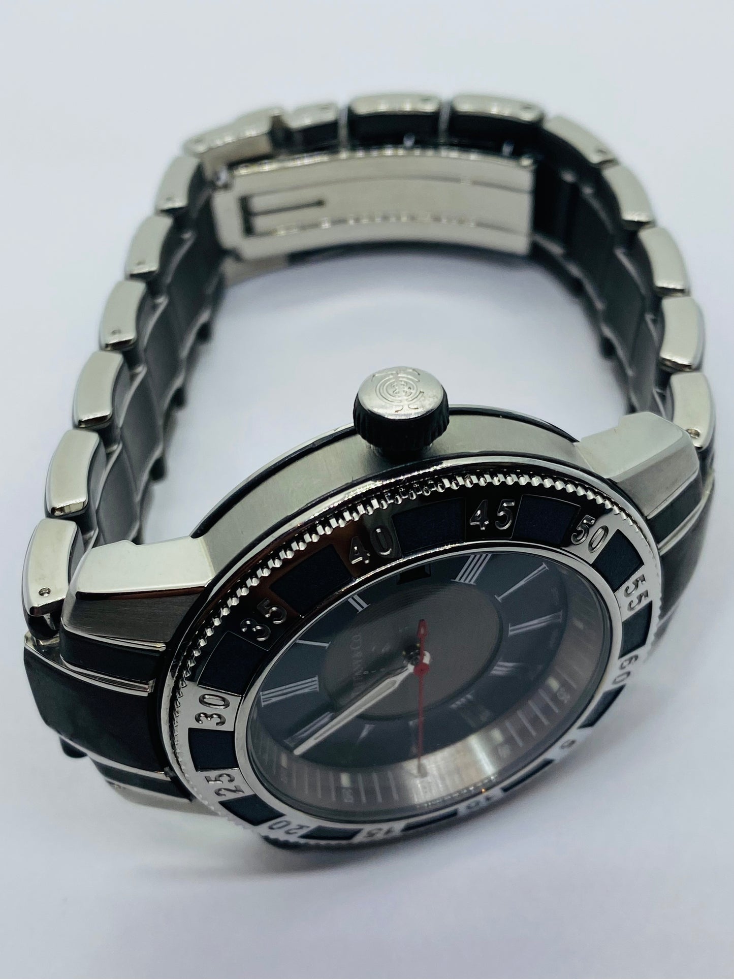 Tiffany Resonator T-57 Quartz Watch With Gray Rubber And Stainless Band (read)