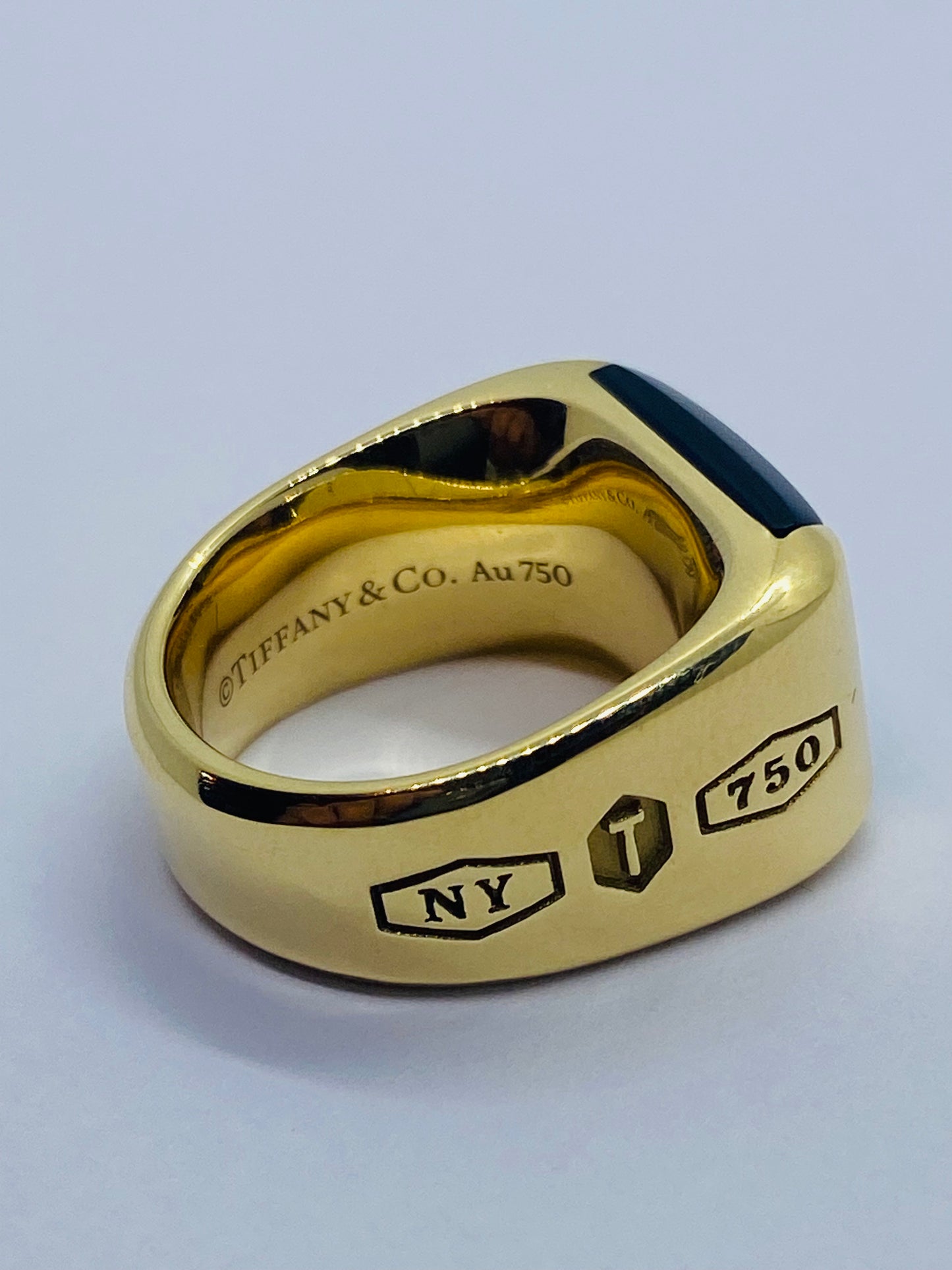 Tiffany & Co 1837 Makers Black Onyx Signet Men's Ring 18K Size 6. Mint