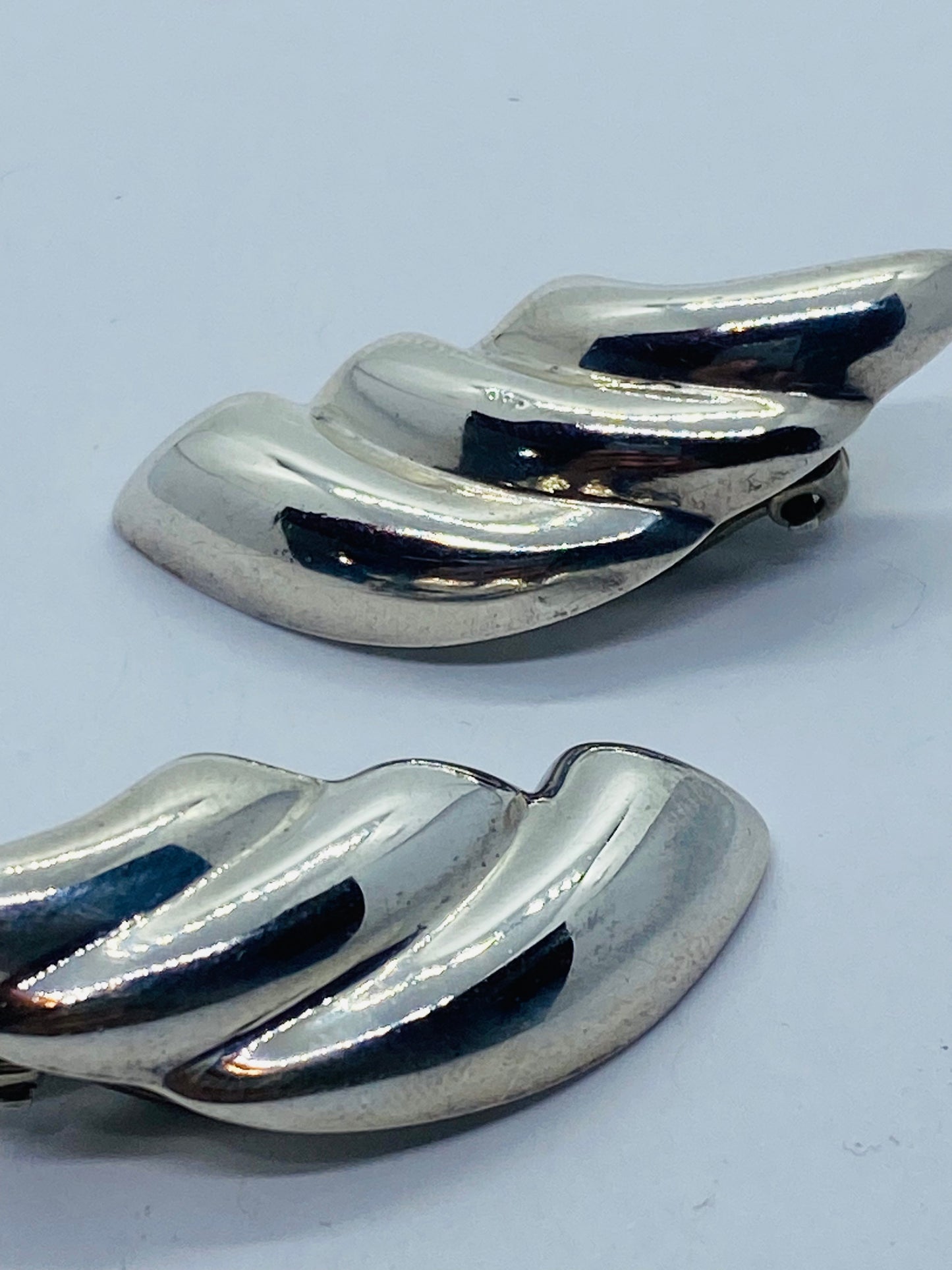 Tiffany & Co. 925 Sterling Waves or Wings Clip-On Earrings with T&Co Pouch 38MM