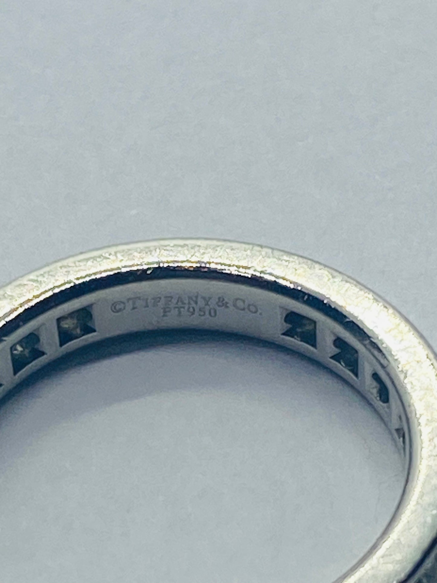 $7350 TIFFANY & CO. PLATINUM ROUND DIAMOND ETERNITY FROM LEGACY 1.21CT 3.2MM 5.5