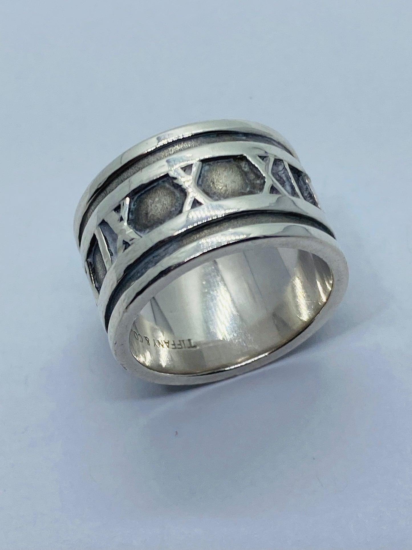 TIFFANY & CO UNISEX WIDE ATLAS BAND RING Size 5