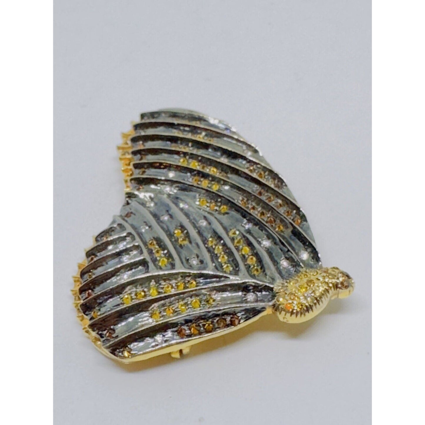 Yellow Orange Diamond 18K Gold Butterfly Pin Brooch large Size 9.8 Grams