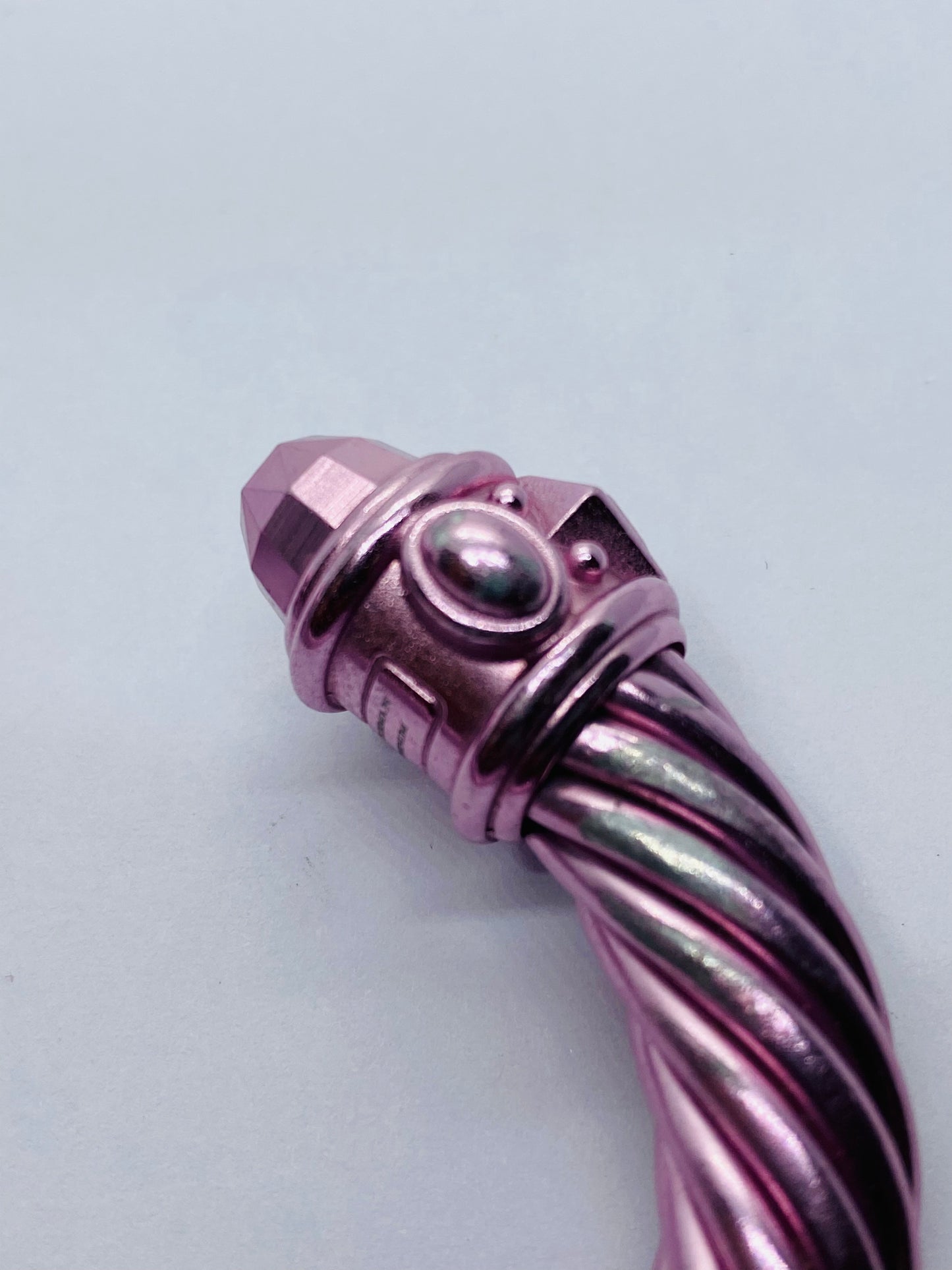 David Yurman Pink Aluminum Renaissance Bracelet 10mm 6.5”. Read