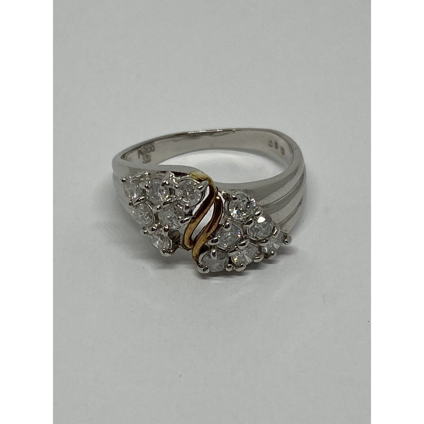 Platinum 900 18k Band Diamond Ring - 5.4 gms, Sz 6.5, 0.80 ctw