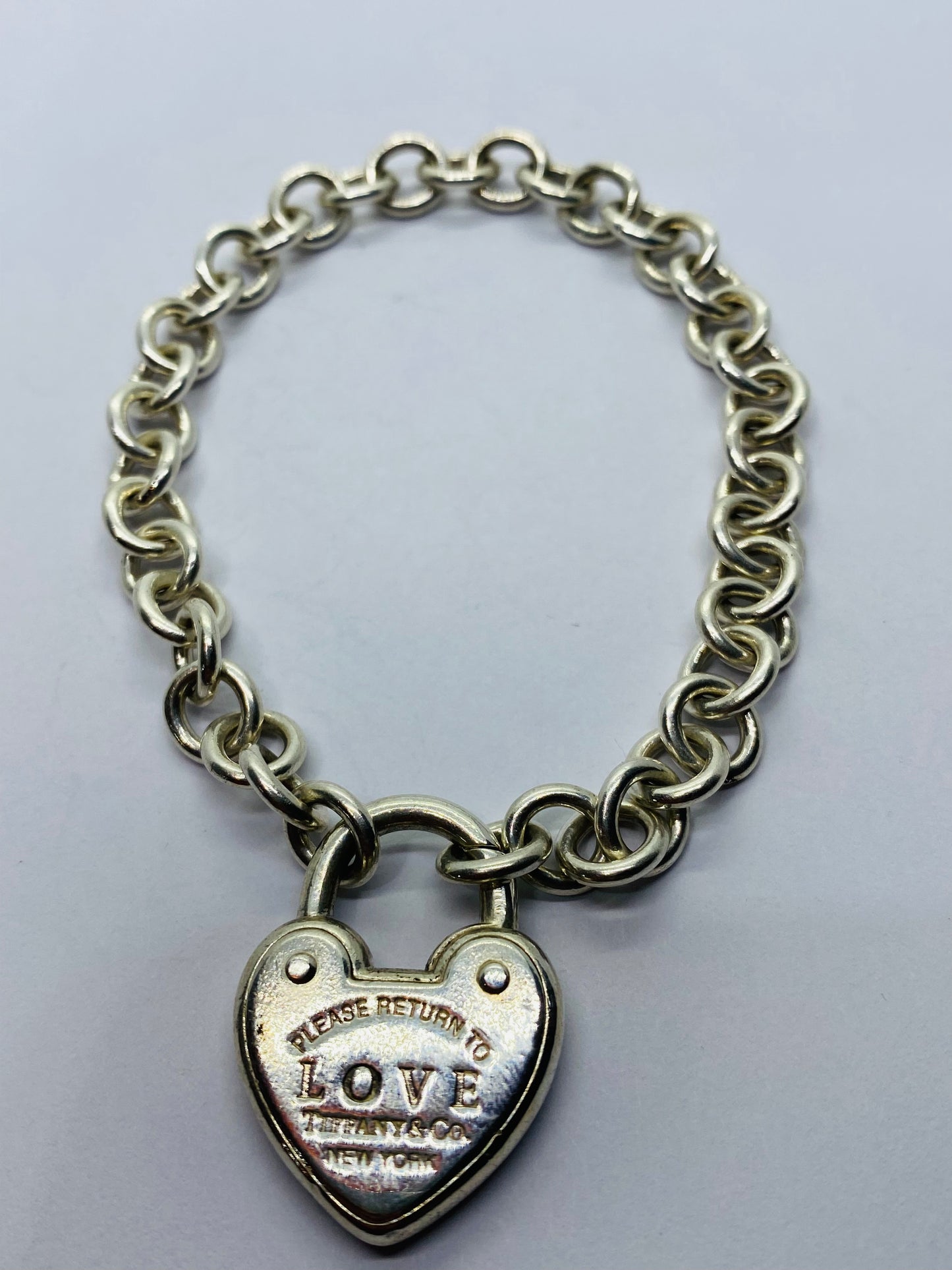 Tiffany & Co. 8.25”Arc Heart Padlock Charm Please Rerun To Love Bracelet Silver