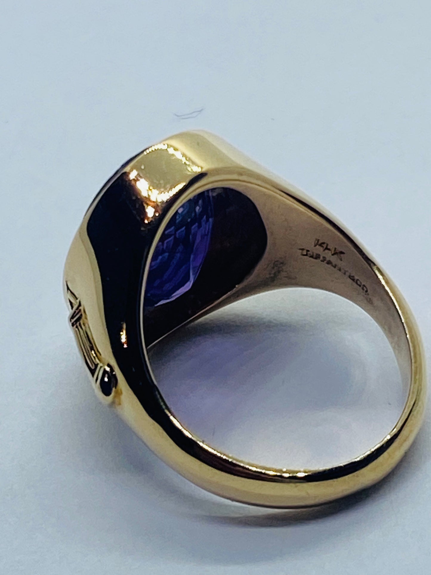 Ethel Walker School Class Ring Tiffany & Co 14K Gold Amethyst Simsbury CT
