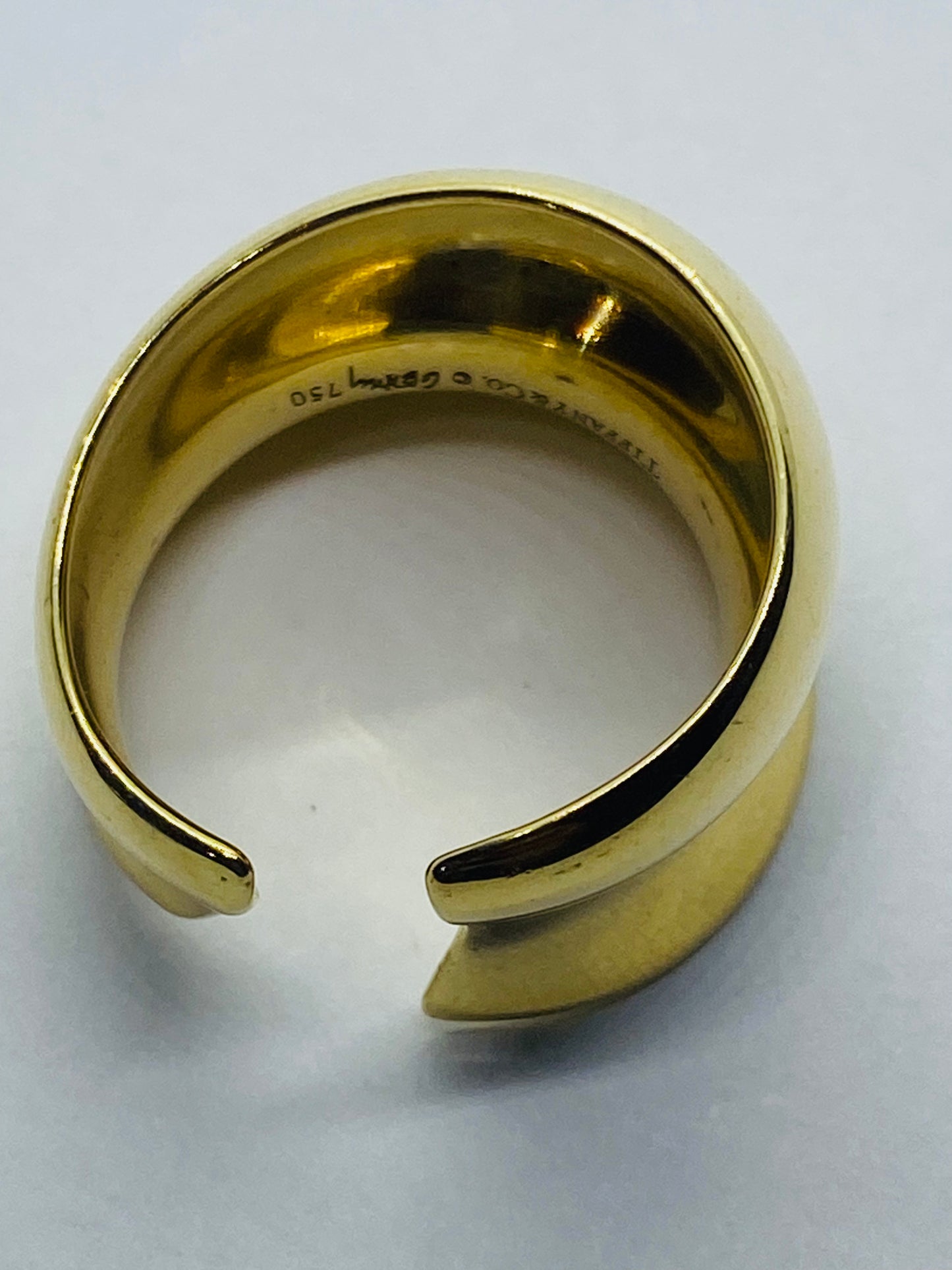 Tiffany & Co. Frank Gehry 18k Yellow Gold 750 Contour Size 6 Cuff Retired Pouch