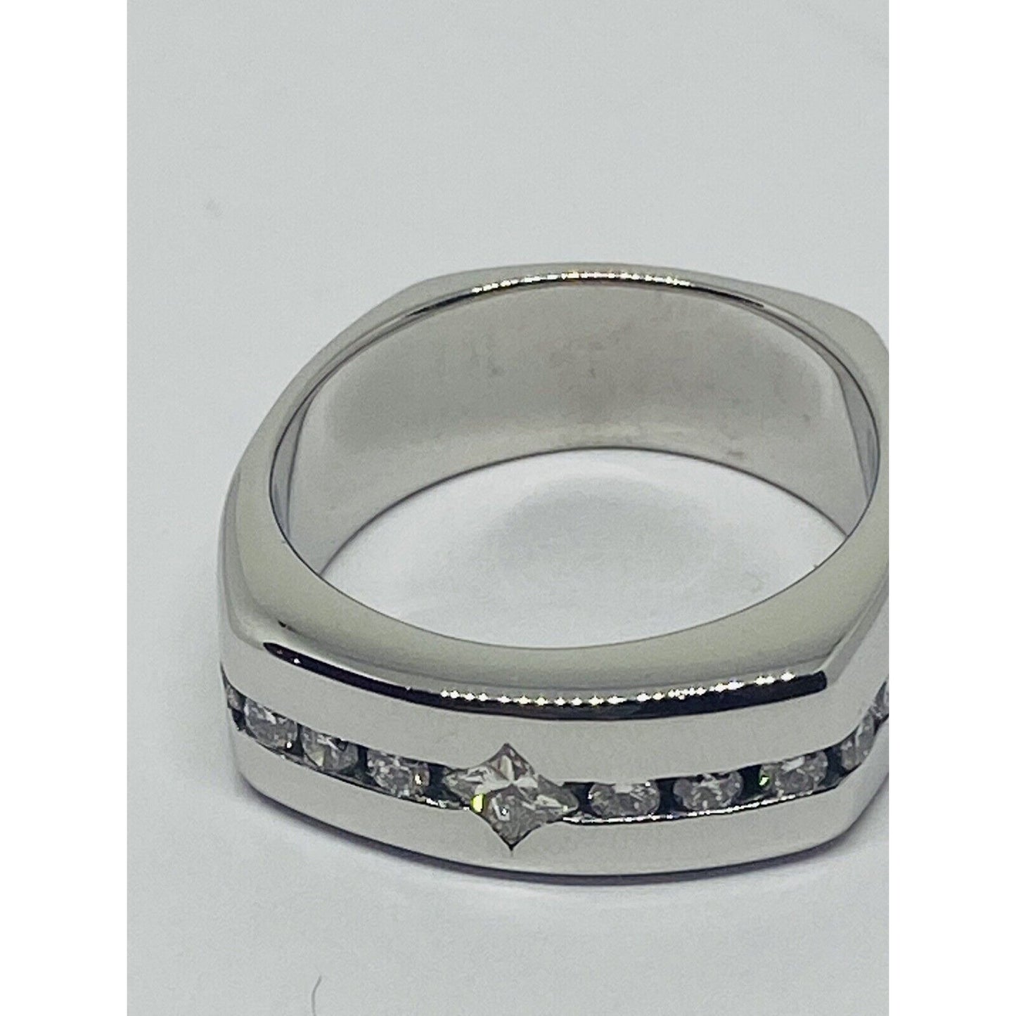 Mens Diamond Ring 14K White Gold Band 8MM Wide. 14.2 Grams, Size 9.5, .39TCW