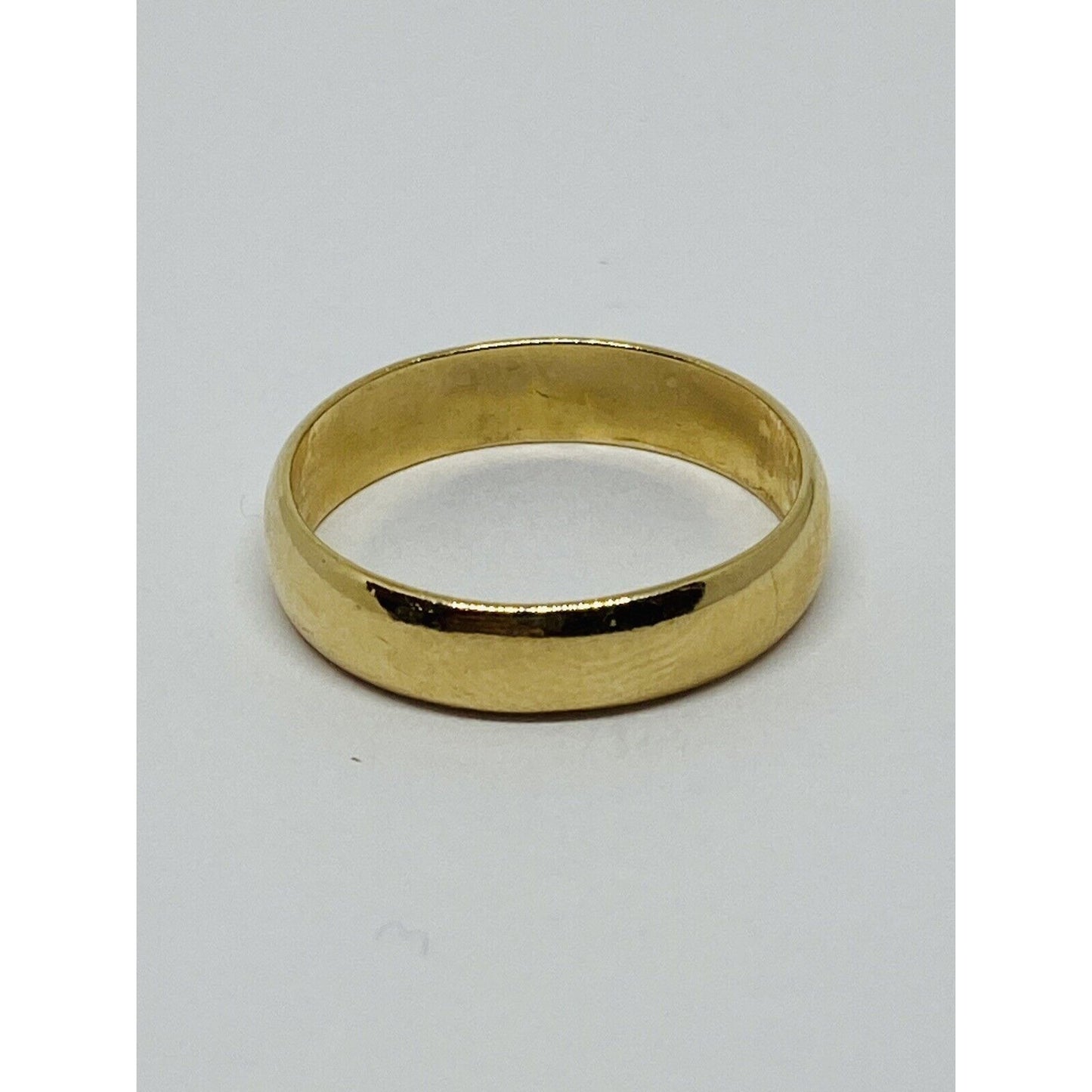 14k yellow gold wedding band Grams ring size 9, 4.5MM WIDE. Confort Fit