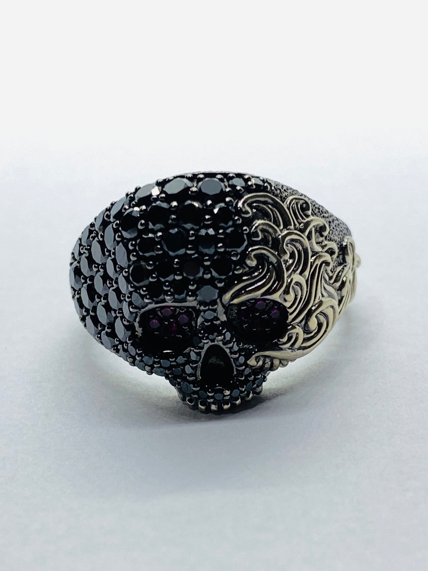 RARE SOLID 18K David Yurman Skull Black Diamond Ruby Ring in White Gold 18MM