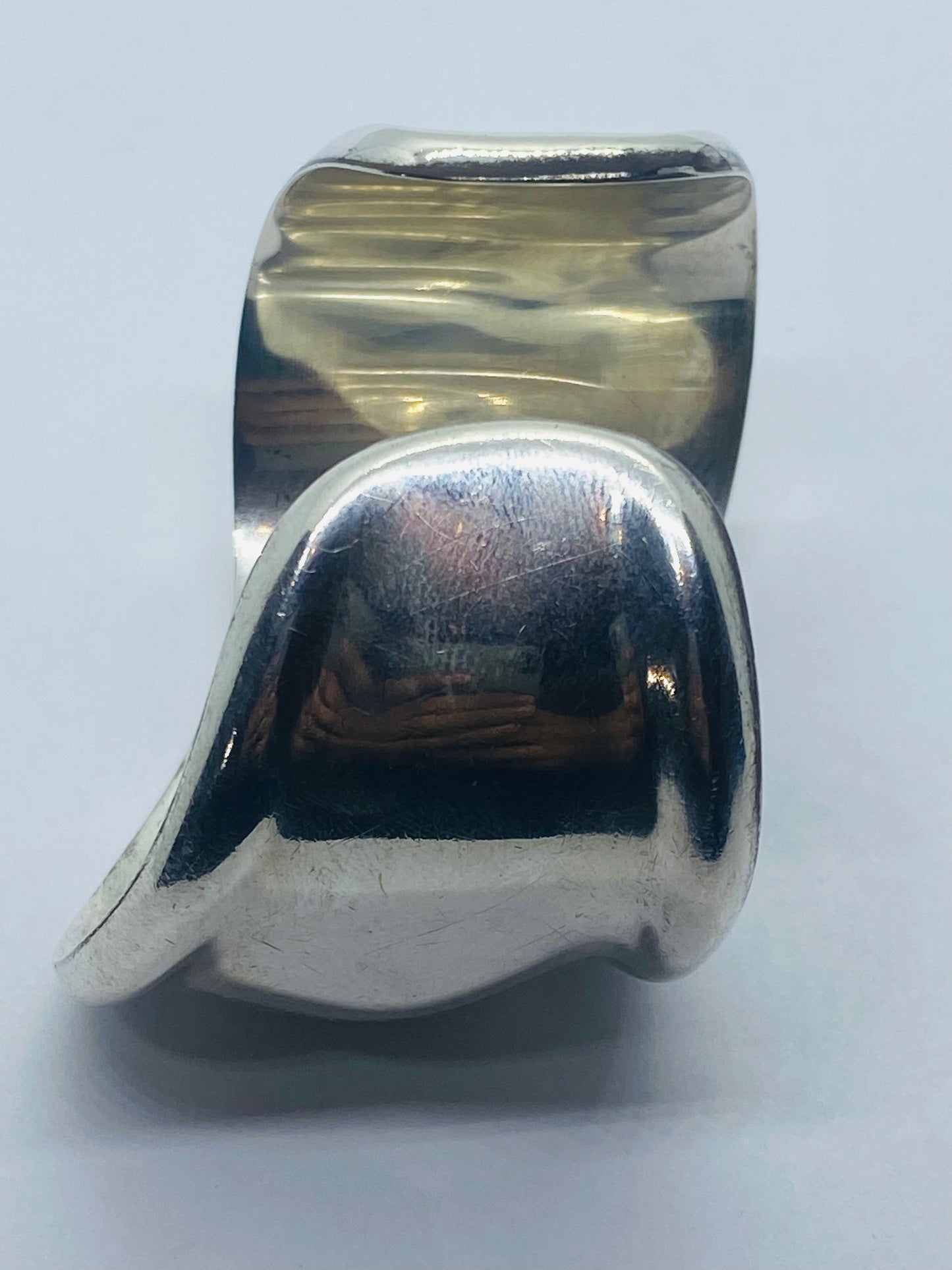 1978 Tiffany & Co 925 Sterling Silver Peretti Left Bone Cuff Motif Small 5.75” Bracelet