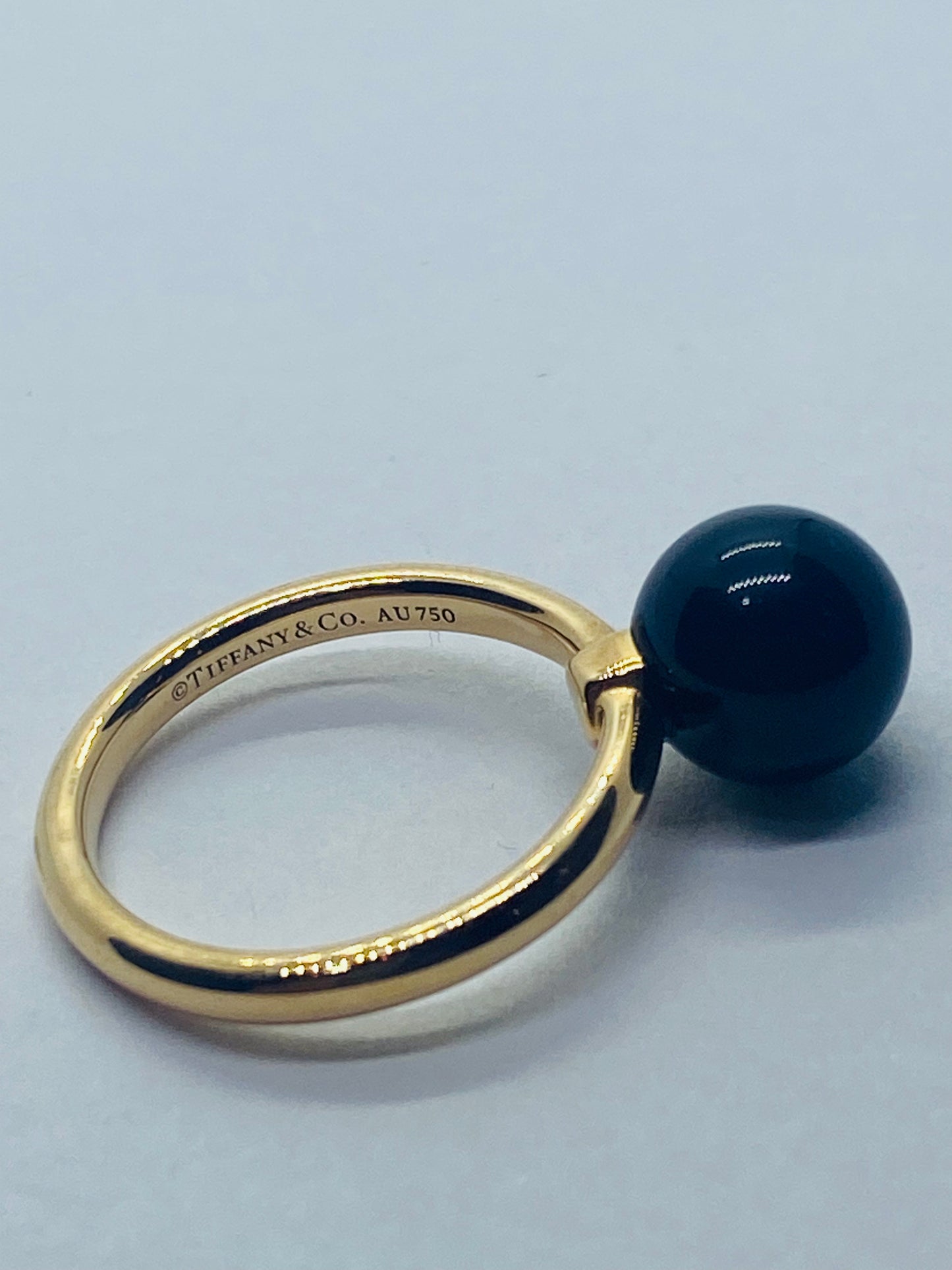 Tiffany & Co 18k Rose Gold Onyx Bead Ring Hardwear Size 4, 7.5mm Onyx Ball Pouch