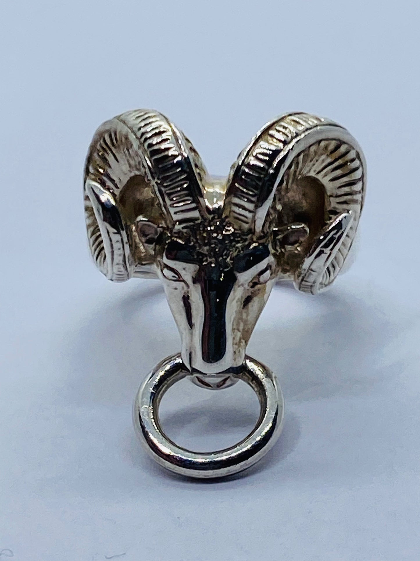 Tiffany & Co. 1995 Ram Door Knocker Mouflon Zodiac Aries Ring Sterling Silver