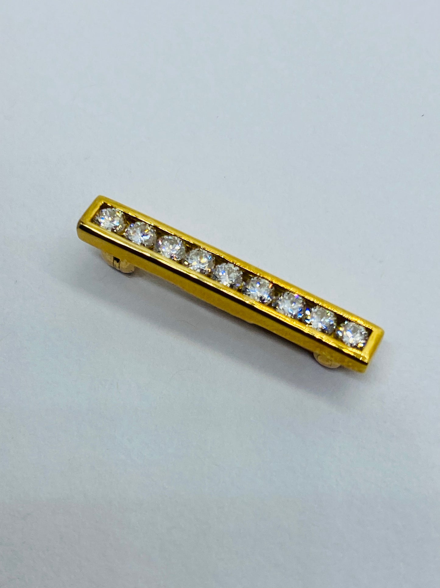 Tiffany & Co 18K Gold Diamond Bar Pin 25x3.3MM 7 Diamond Bar Mint Box!