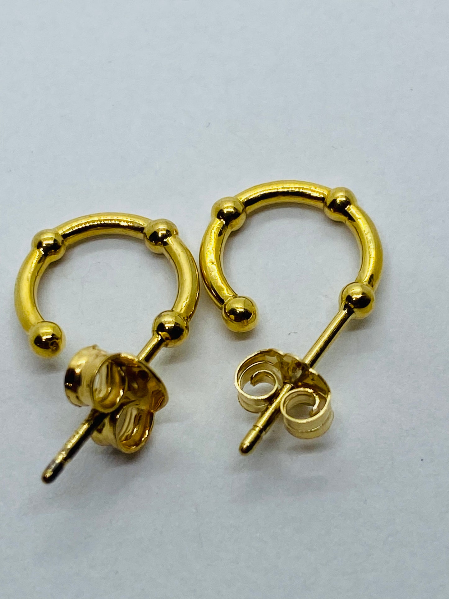 Tiffany & Co 18K Gold Bead Ball Dot Hoops Earrings Pouch Box Ribbon Love Dotted