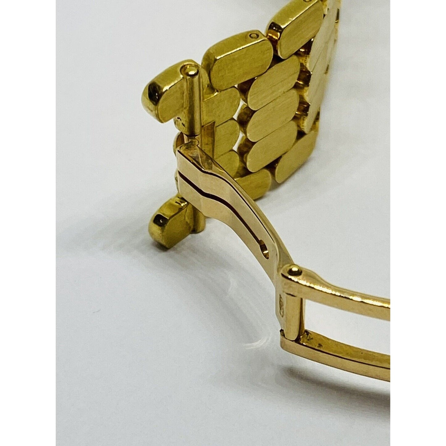 Solid 18k Yellow Gold JUVENIA Unisex Watch with Diamonds 101 grams 33mm ACCURATE
