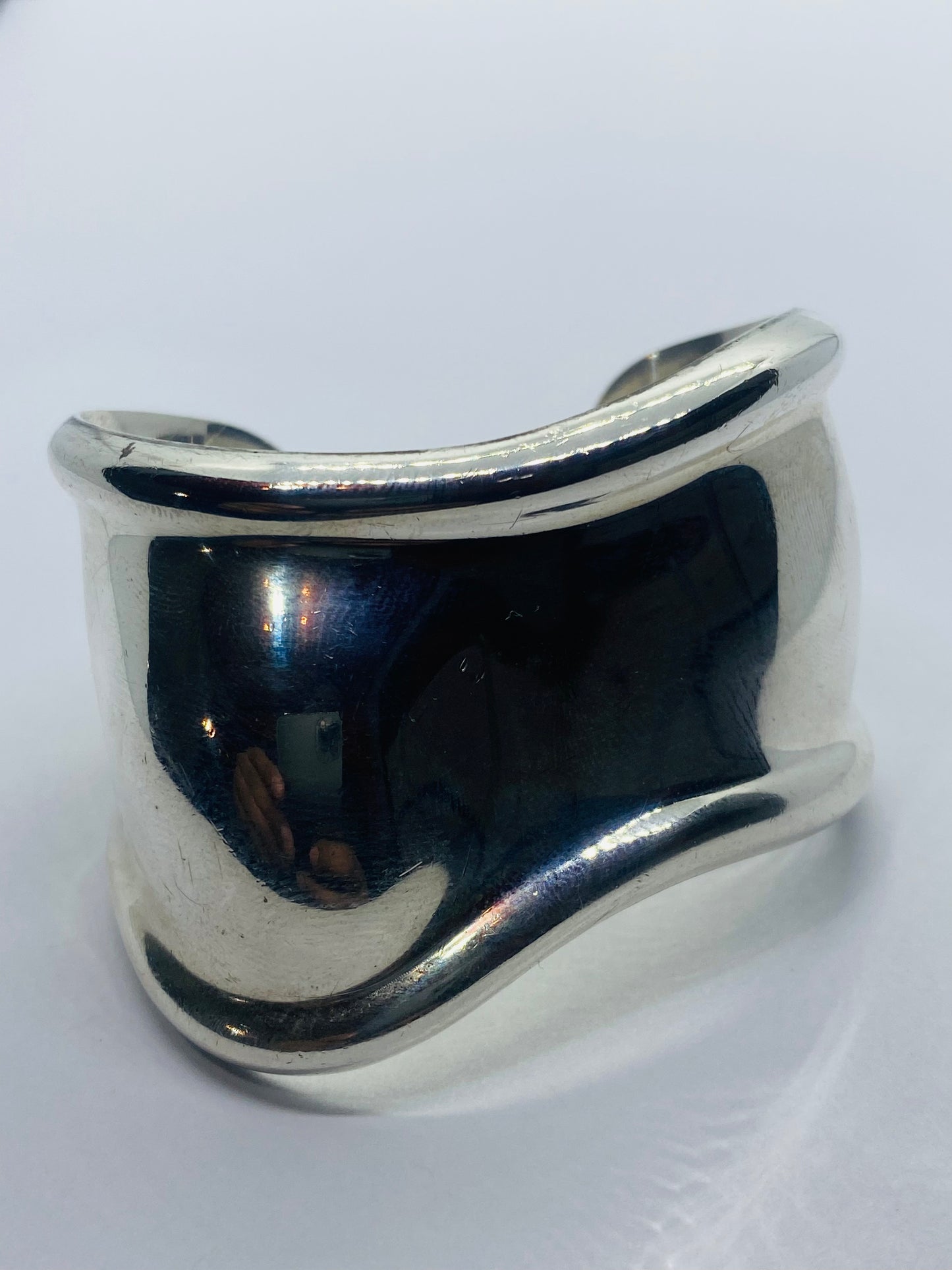 1978 Tiffany & Co 925 Sterling Silver Peretti Left Bone Cuff Motif Small 5.75” Bracelet