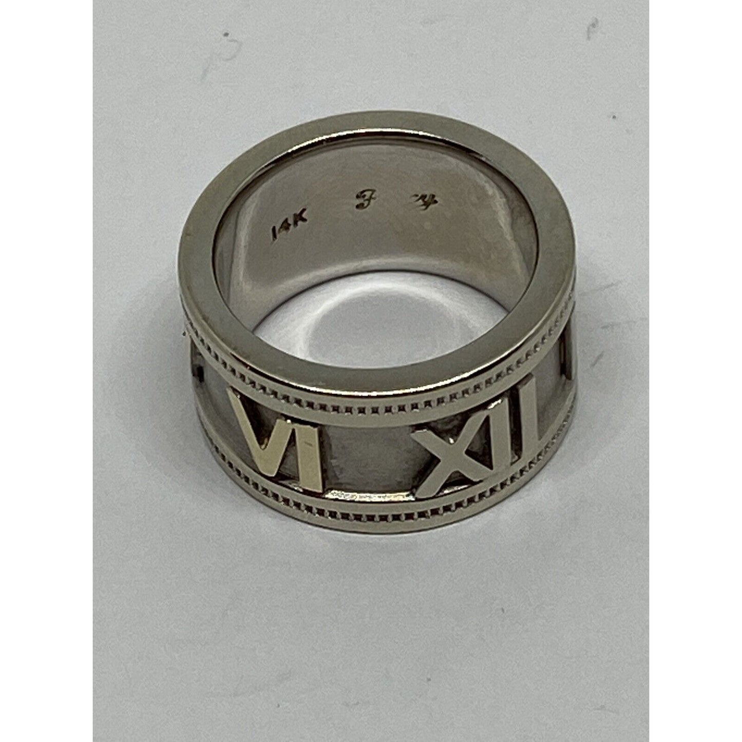 ESTATE WIDE 14K TWO TONE GOLD ROMAN NUMERAL WEDDING ANNIVERSARY RING 10mm Size 4