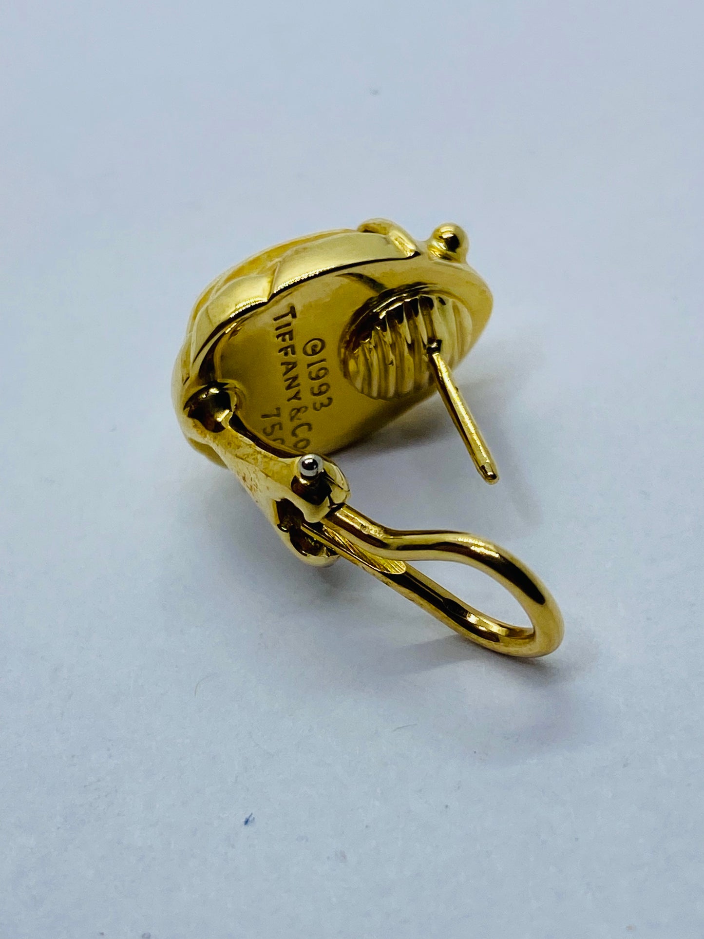 Tiffany Scarab Beetle 18k Gold Earrings. Rare 1993 750. Box, Pouch, Ribbon Bag