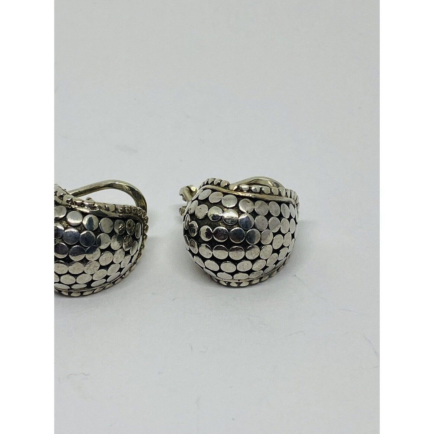 JOHN HARDY STERLING SILVER DOT COLLECTION BUDDHA BELLY J HOOPS EARRINGS 14.4MM