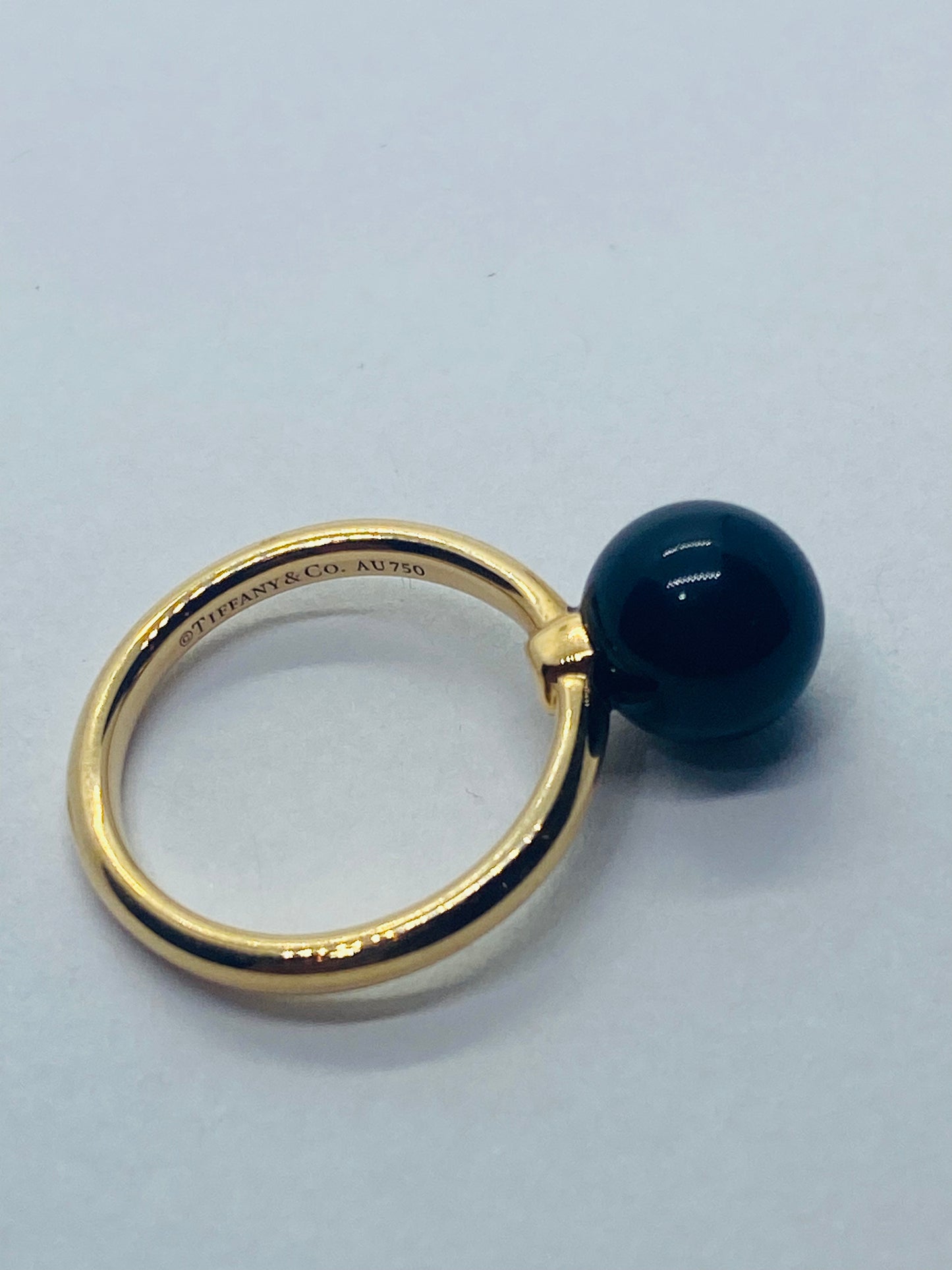 Tiffany & Co 18k Rose Gold Onyx Bead Ring Hardwear Size 4, 7.5mm Onyx Ball Pouch