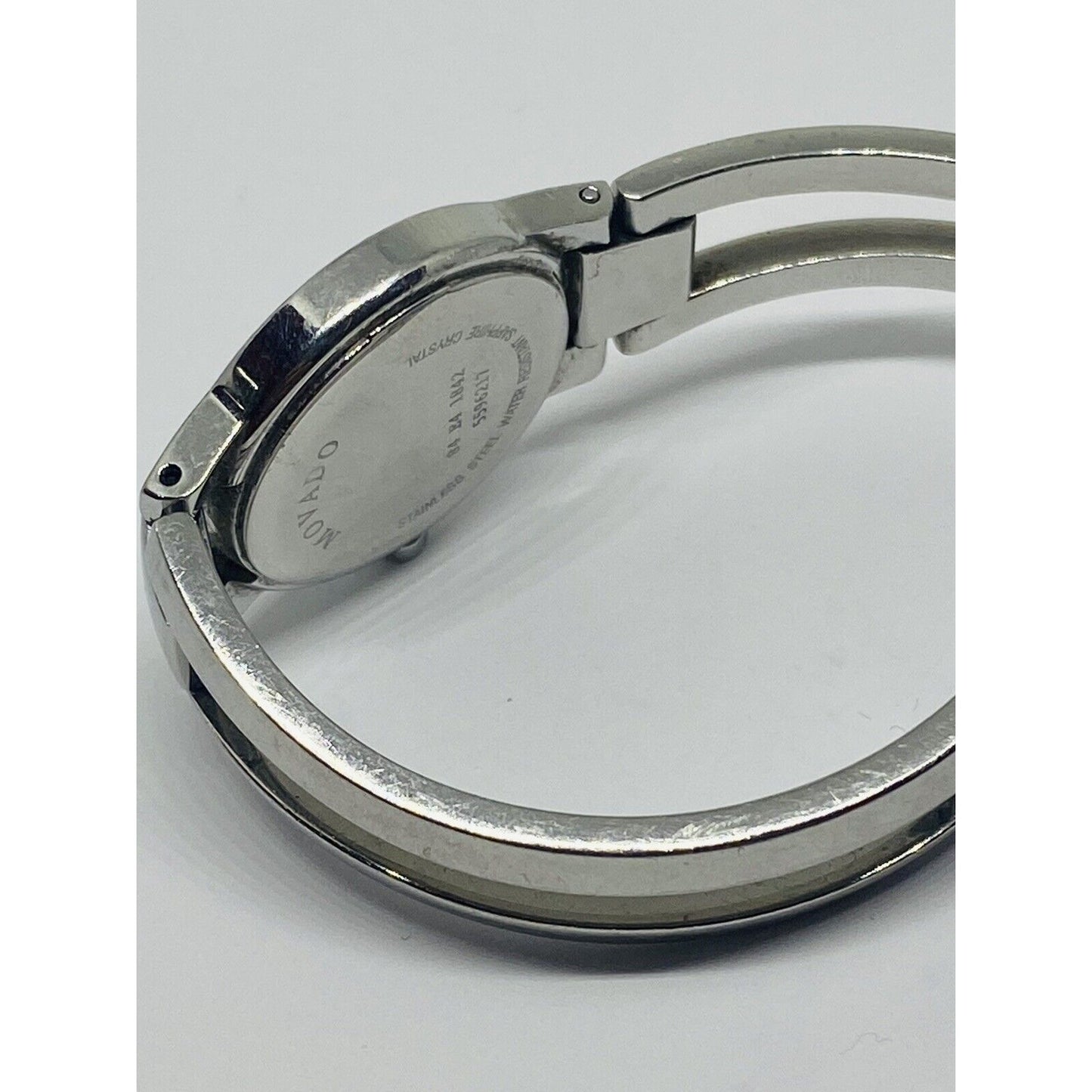 Lady Movado Amorosa Black Museum Dial Swiss Quartz Watch 84 E4 1842 6” Wrist.
