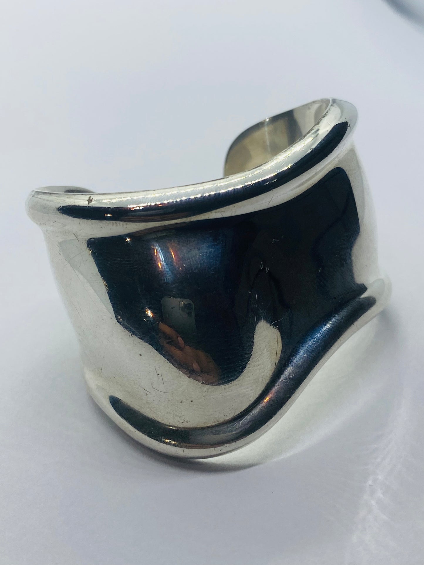 1978 Tiffany & Co 925 Sterling Silver Peretti Left Bone Cuff Motif Small 5.75” Bracelet