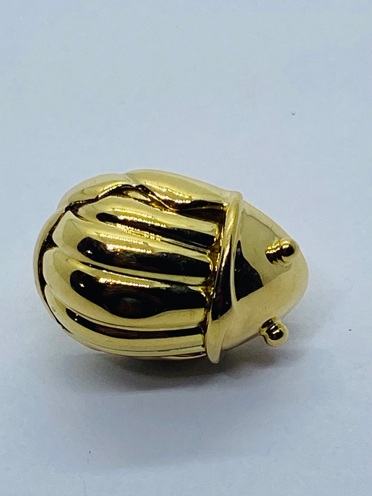 Tiffany Scarab Beetle large 18k Gold Earring. One only. Authentic.
