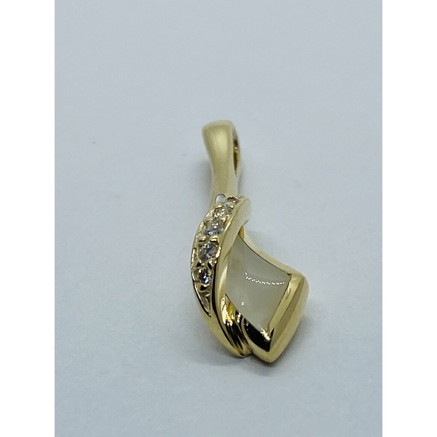Kabana 14K Yellow Gold Mother Of Pearl Inlay Diamond Ribbon Slide Pendant 27MM