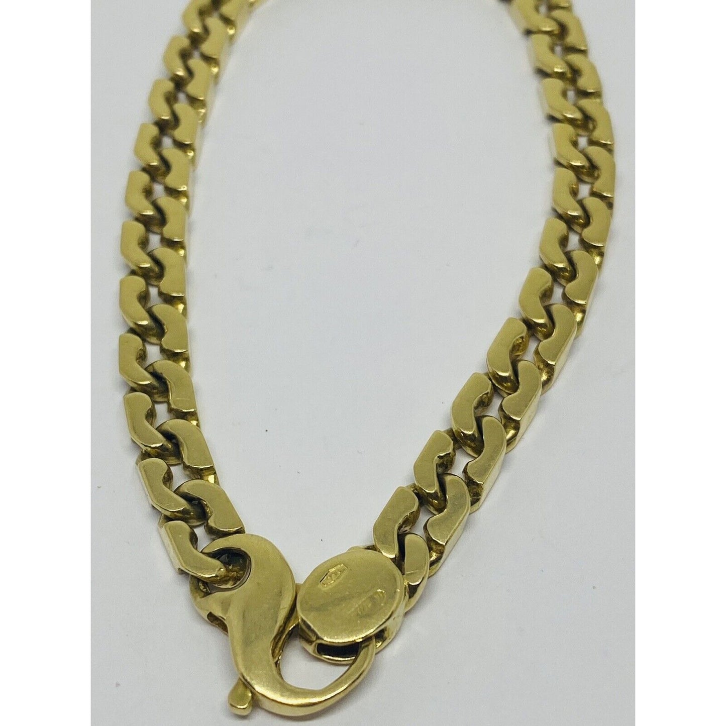 18K Solid Yellow Gold Unique link bracelet 8.75” 39.4 gram Pre owned
