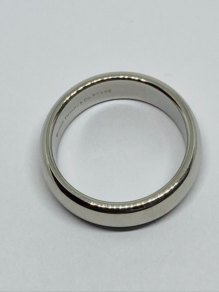 $2800 Tiffany & Co Comfort Platinum 950 6MM Size 7.75 man woman unisex ring box