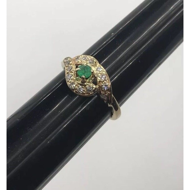 Emerald Gemstone & Diamond Ring 14K Yellow Gold Size 6 3/4