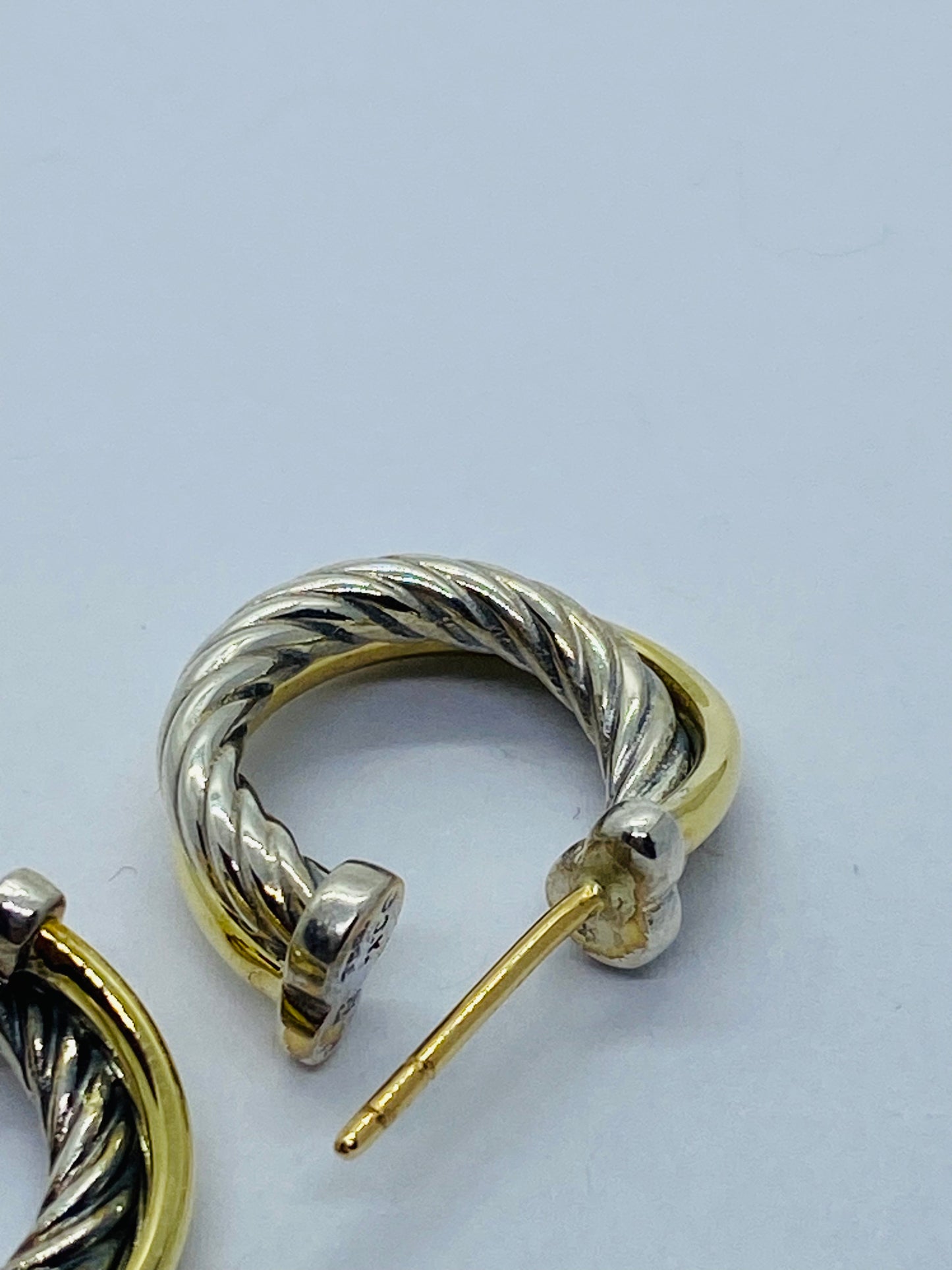 David Yurman 925 Sterling Silver 18k Gold Cable Crossover Hoops. READ!