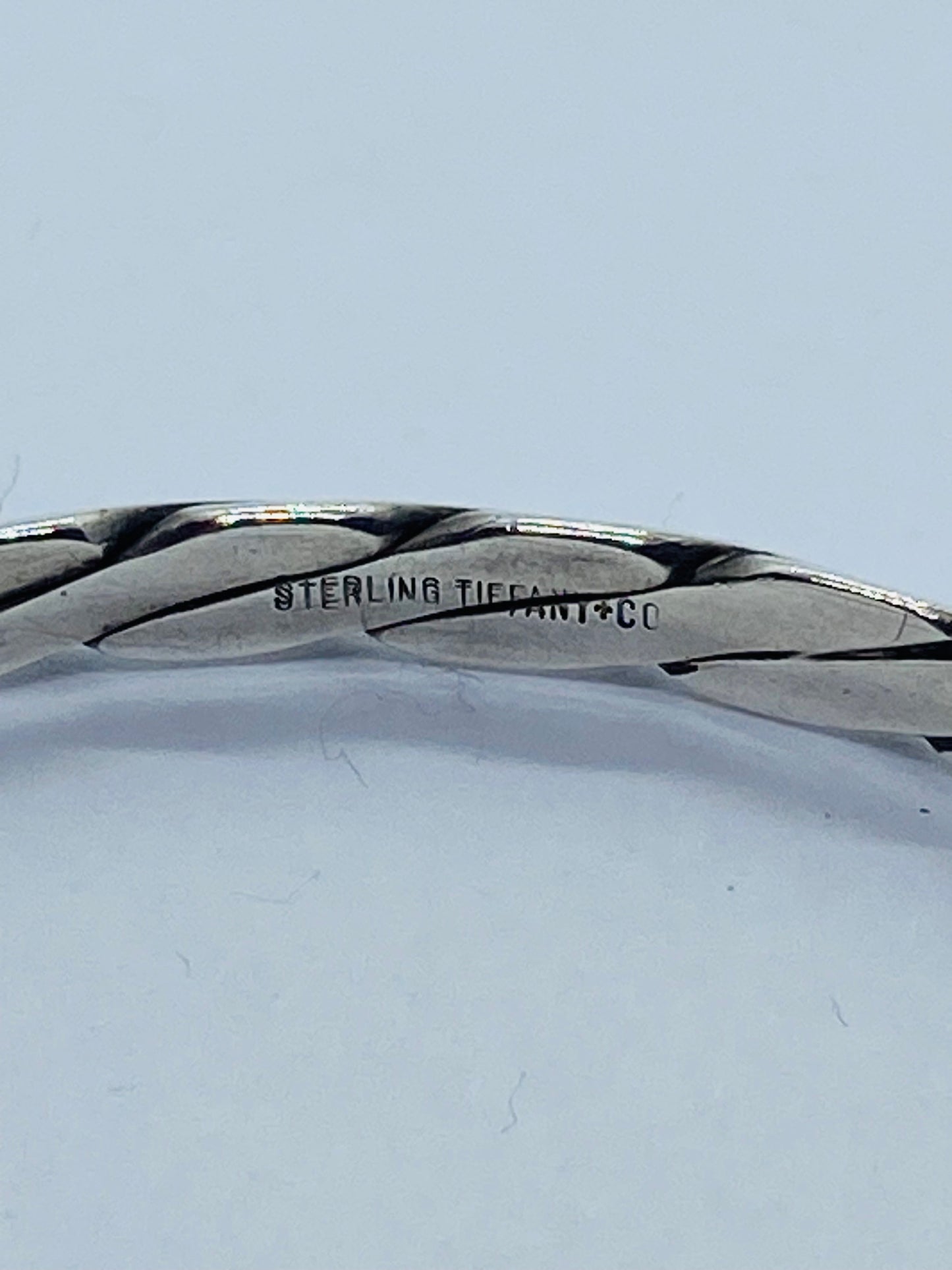 Tiffany & Co. Sterling Silver 925 Twist Braided Knife Edge Bangle Bracelet 8”