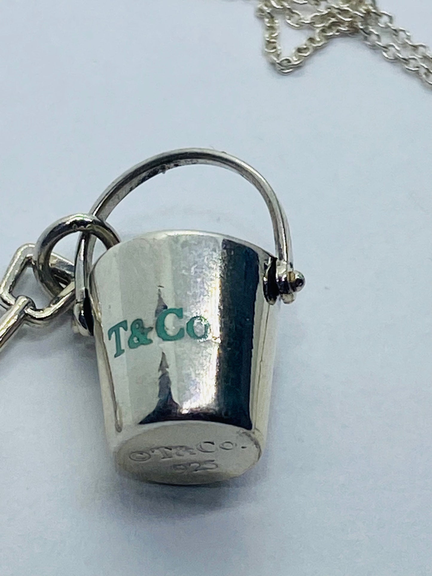 Tiffany & Co. Sand Bucket Shovel Enamel Charm Sterling Silver Pouch Box MINT