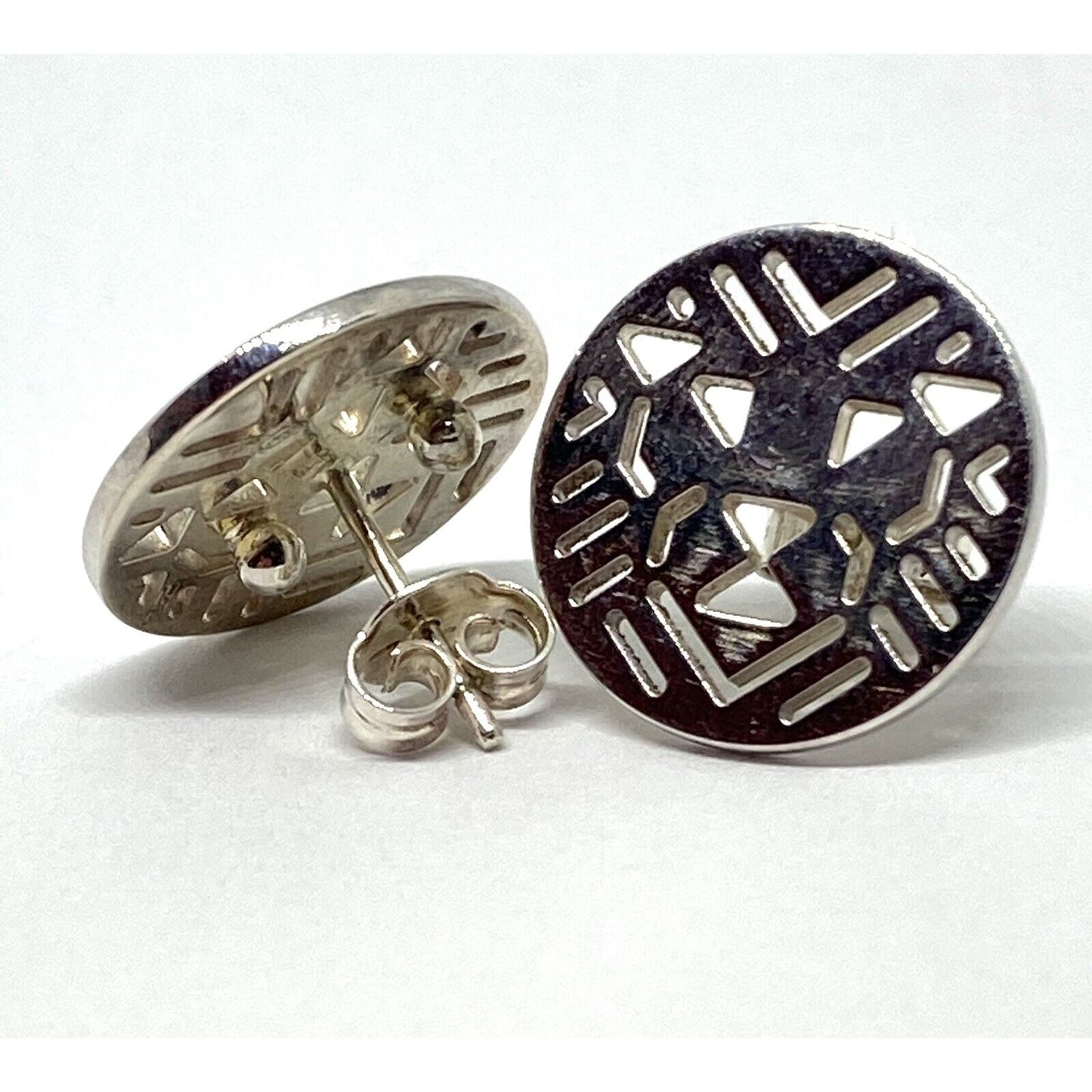 Gianni Bulgari Sterling Silver Enigma Lion Stud Earrings