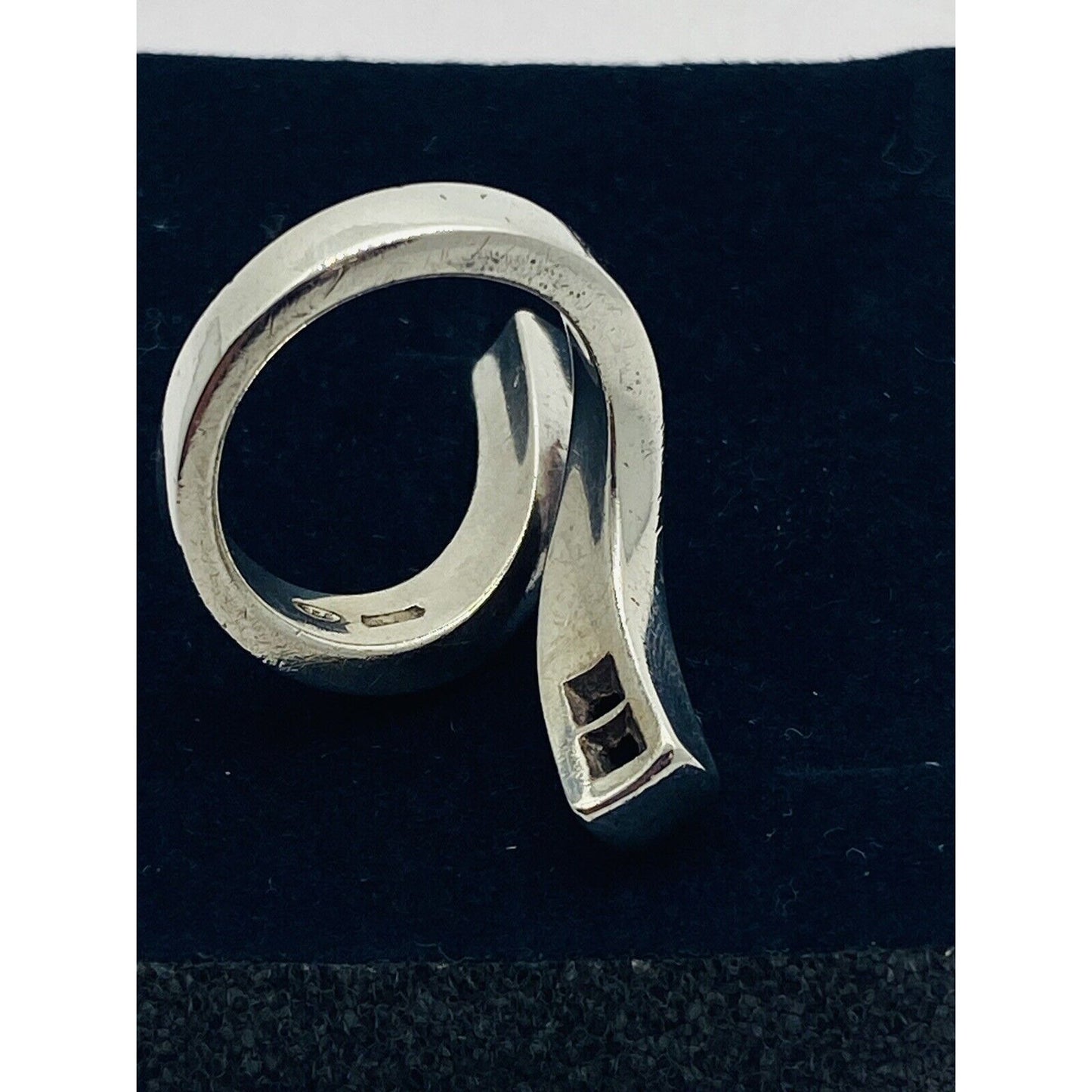 Gucci Amethyst Square Cut Sterling Silver Twirl Ring SIZE 6