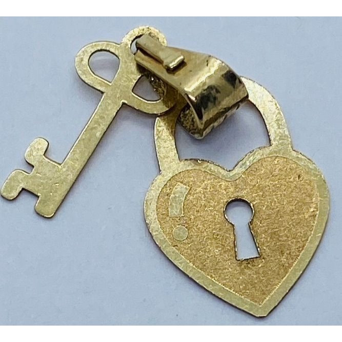 Solid 14K Yellow Gold Heart With Key 18 x 13mm Pendant