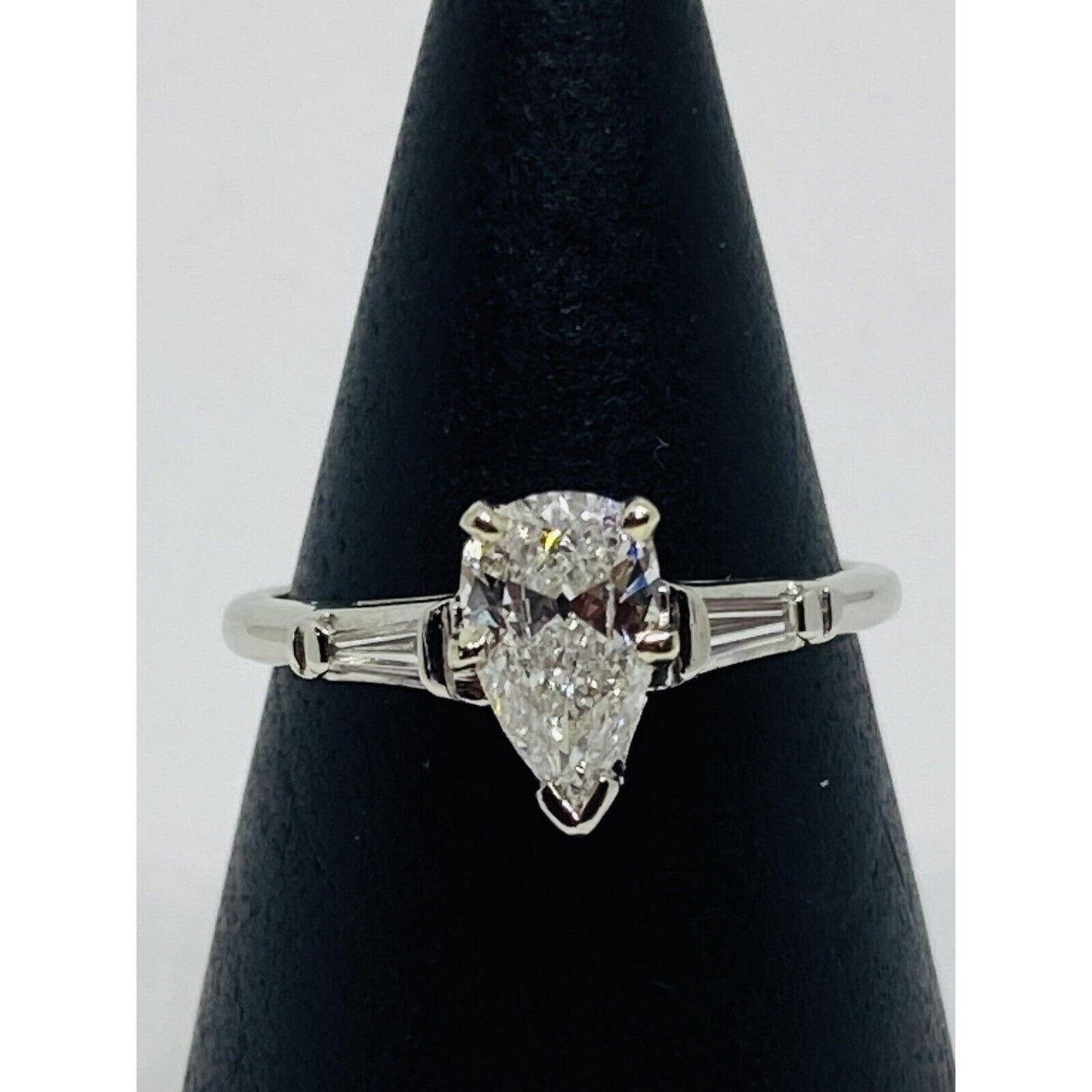 1.05 TCW Pear Shape Diamond Engagement Ring Platinum GIA Certified Size 7.5