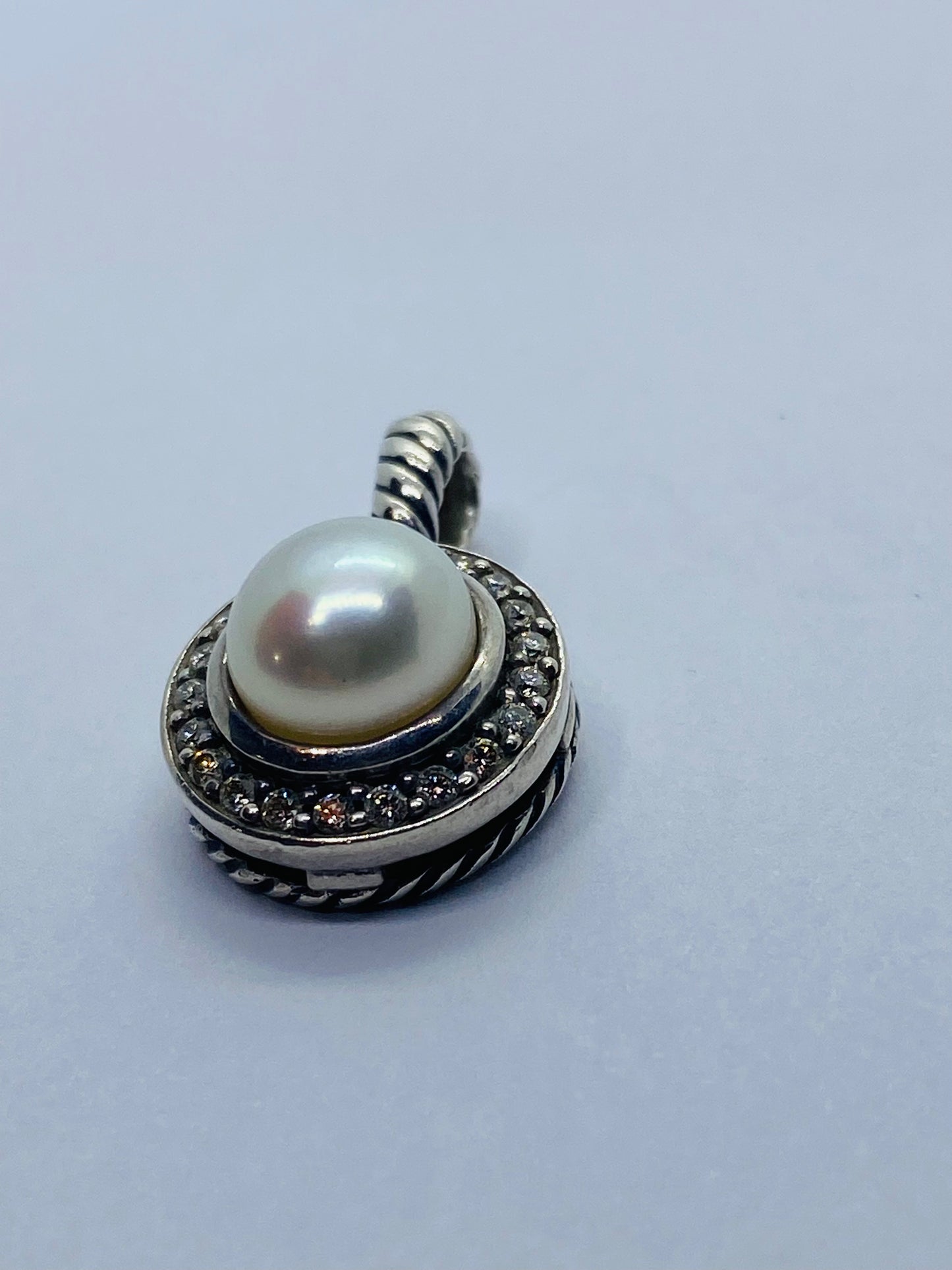 DAVID YURMAN STERLING SILVER CERISE PEARL DIAMOND HALO PENDANT 8MM Pearl