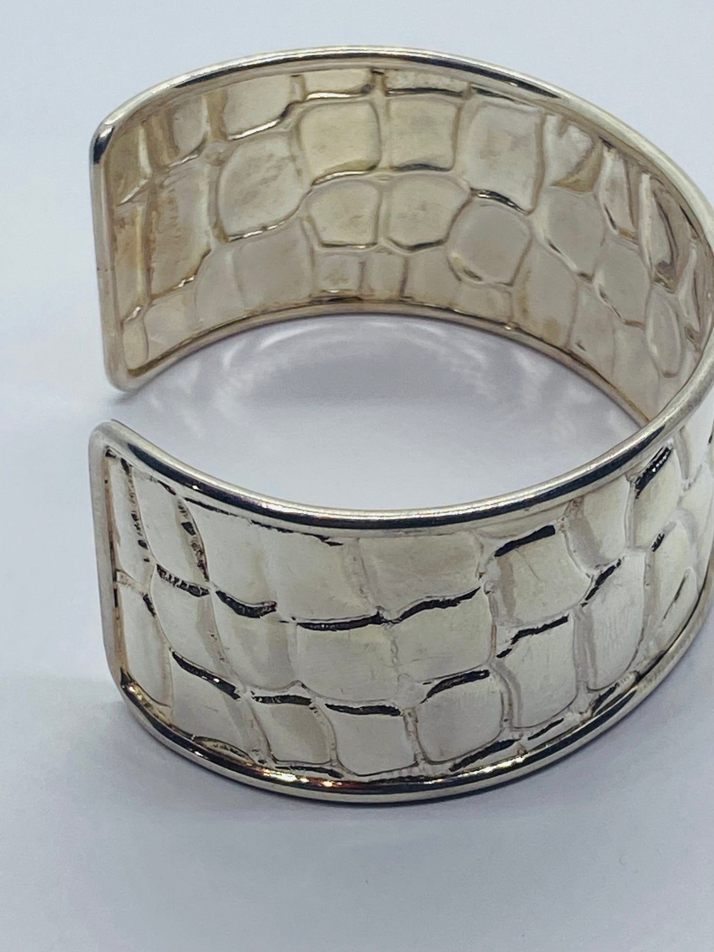 RARE VINTAGE TIFFANY Crocodile Cuff Bracelet 90’s BRACELET Cuff 27MM WIDE BOX