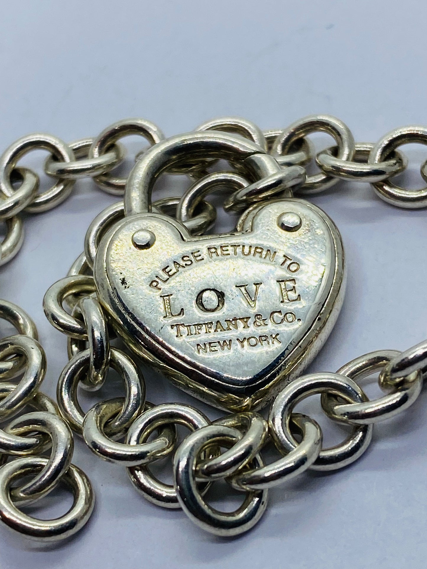 Tiffany & Co. 8.25”Arc Heart Padlock Charm Please Rerun To Love Bracelet Silver