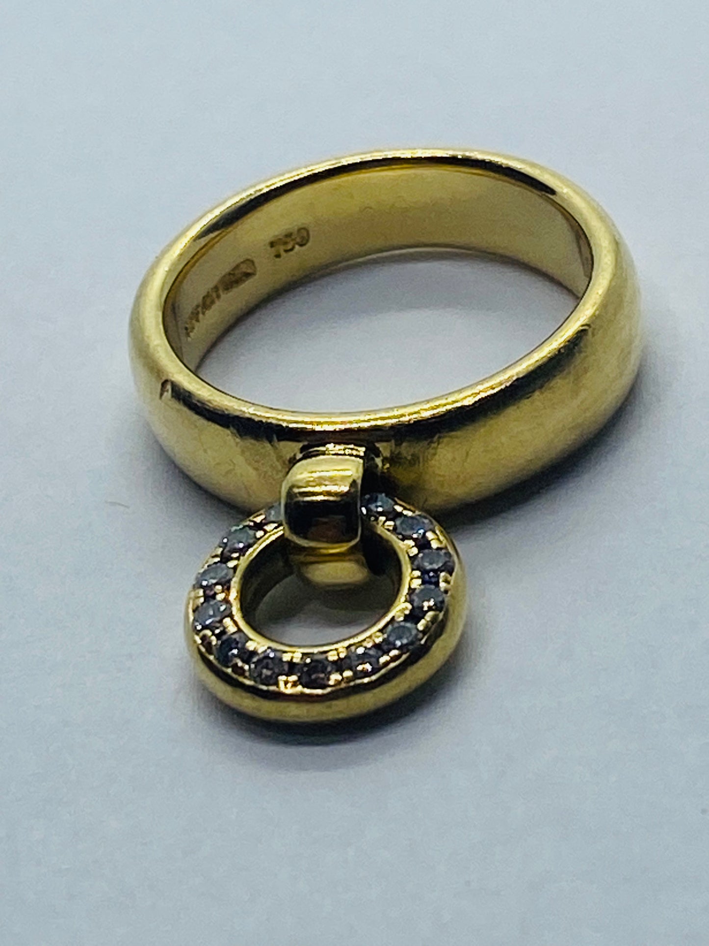 TIFFANY & Co. 18K 750 Yellow Gold Diamond Circle Charm Dangle Ring 3.5 Pouch Box