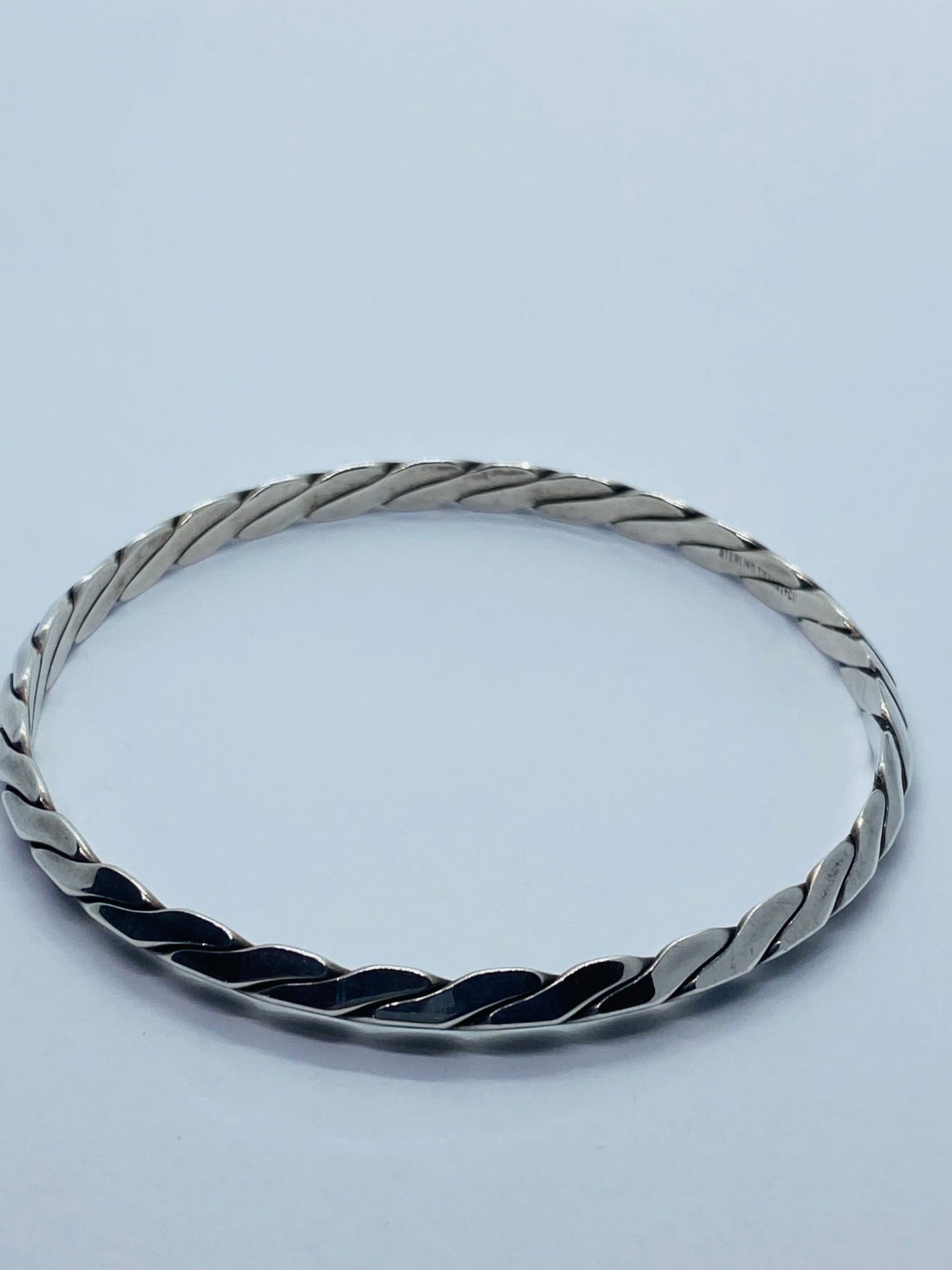 Tiffany & Co. Sterling Silver 925 Twist Braided Knife Edge Bangle Bracelet 8”